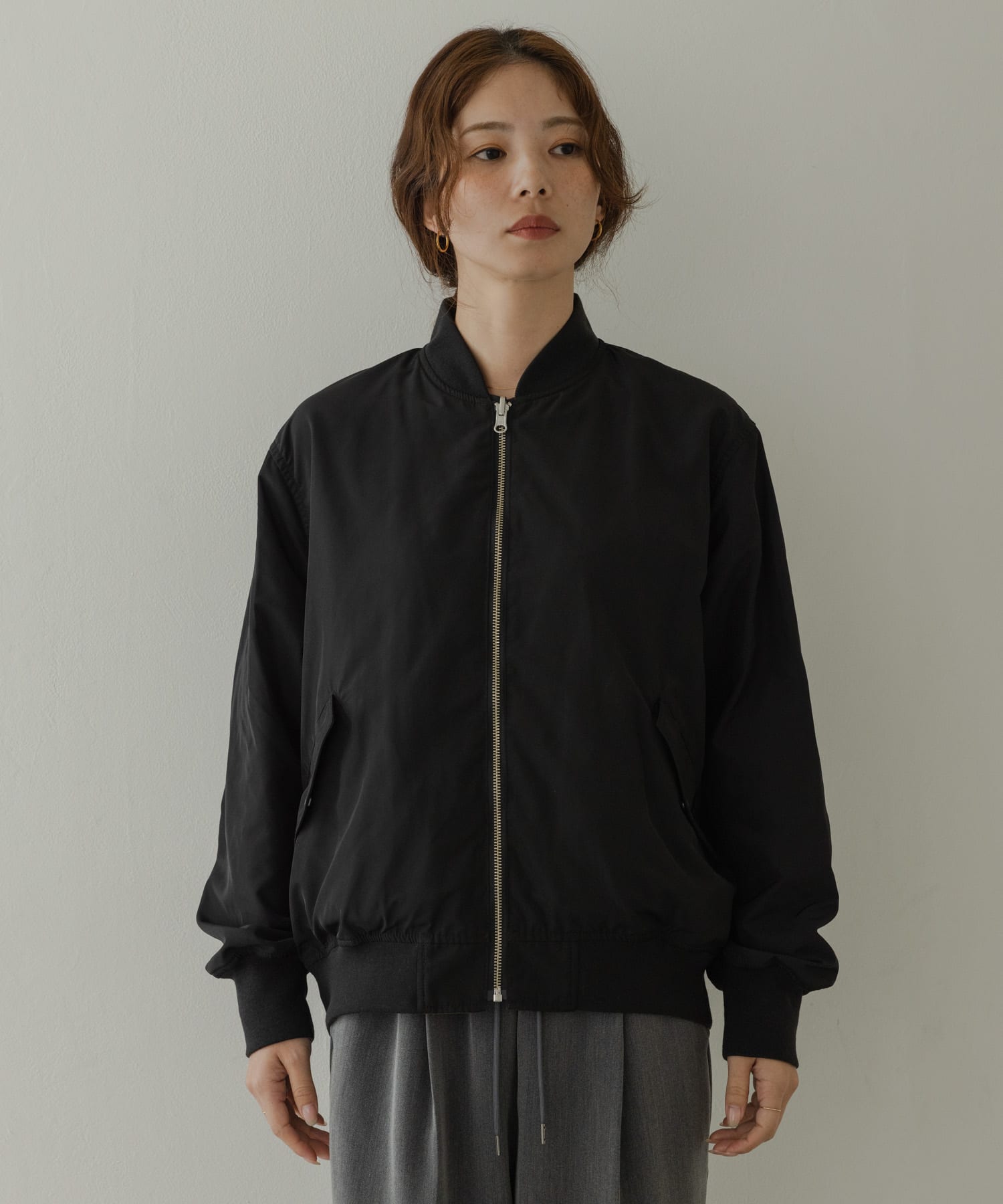 新品タグ付き　WEB限定リバーシブルオーバーMA-1 サニーレーベル WEB限定』リバーシブルオーバーMA-1(Free KHK×BLK): アウター｜URBAN