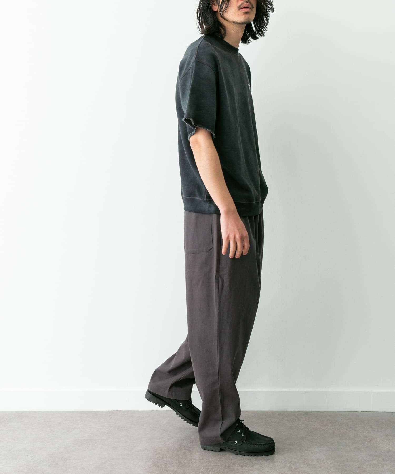 身長：180cm 体重：60kg サイズ：L