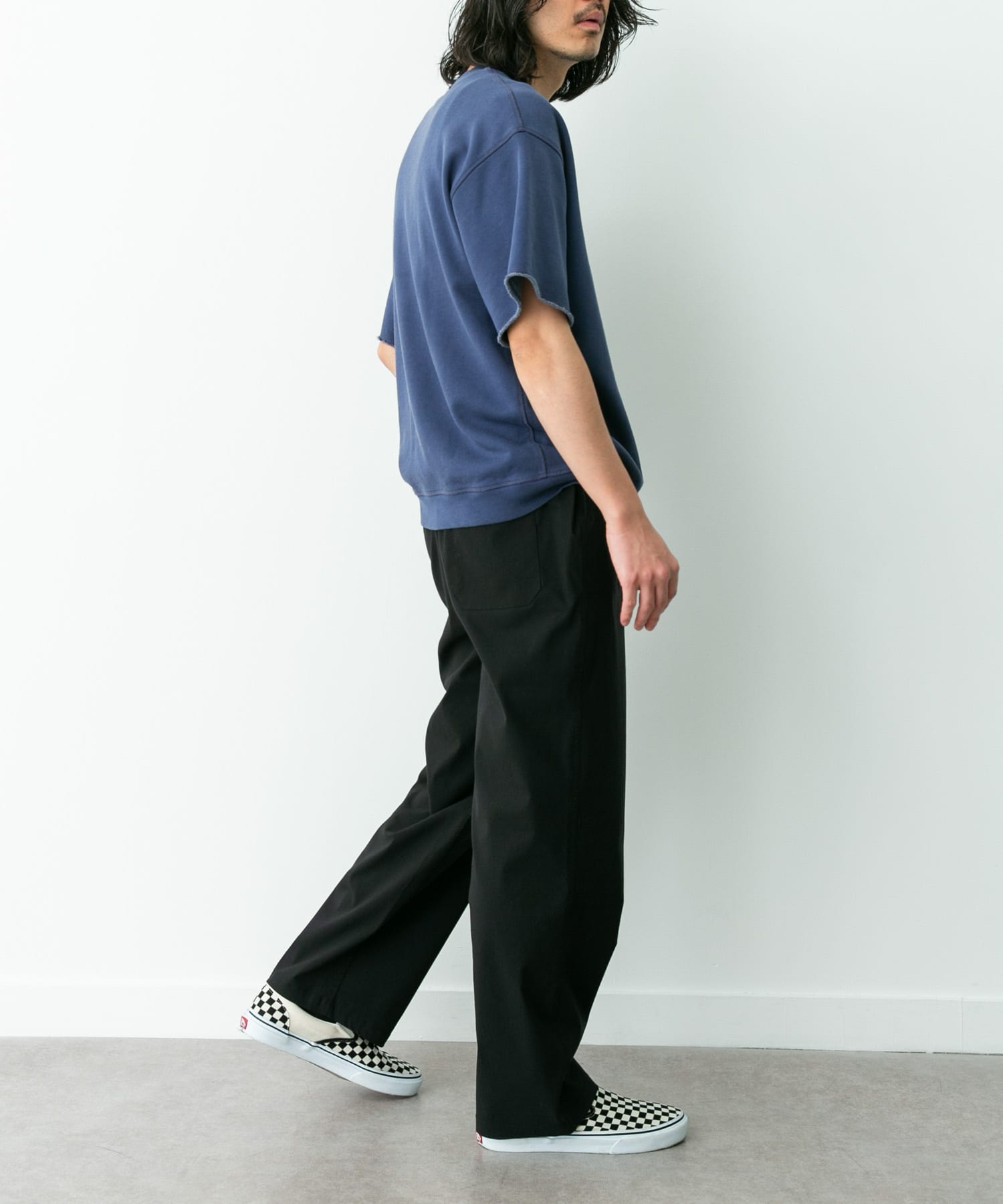 身長：180cm 体重：60kg サイズ：L