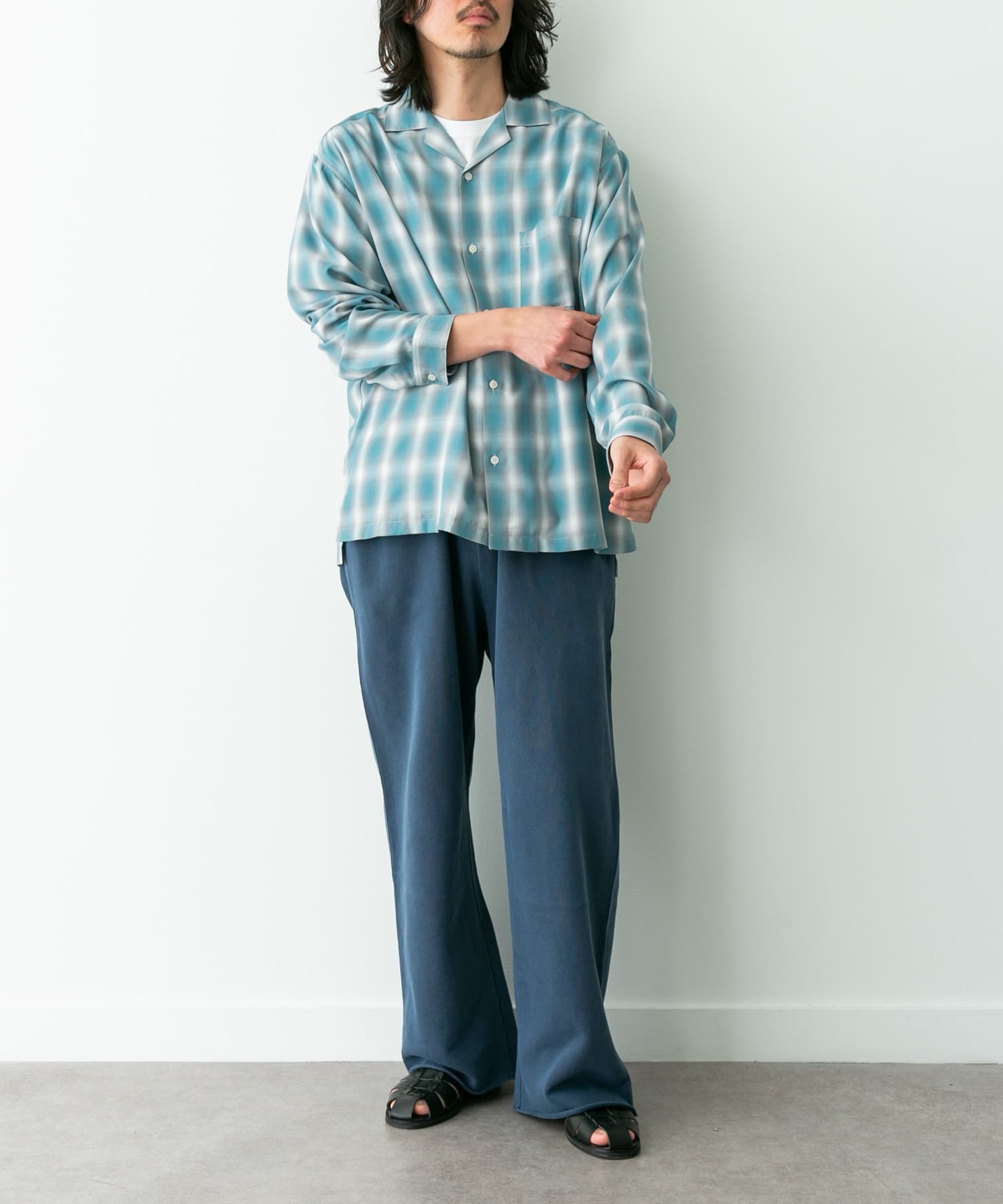 身長：180cm 体重：60kg サイズ：L