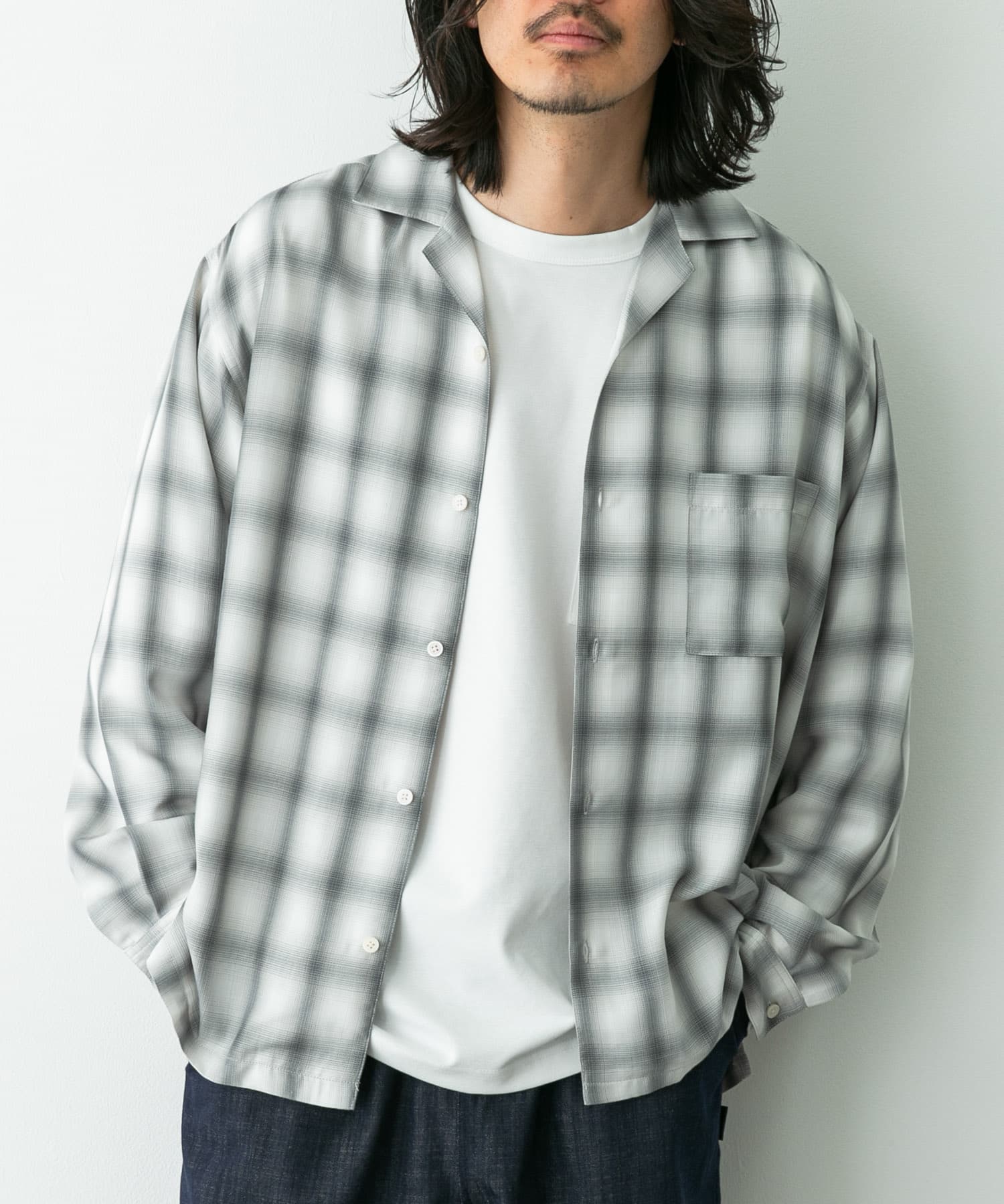 身長：180cm 体重：60kg サイズ：L