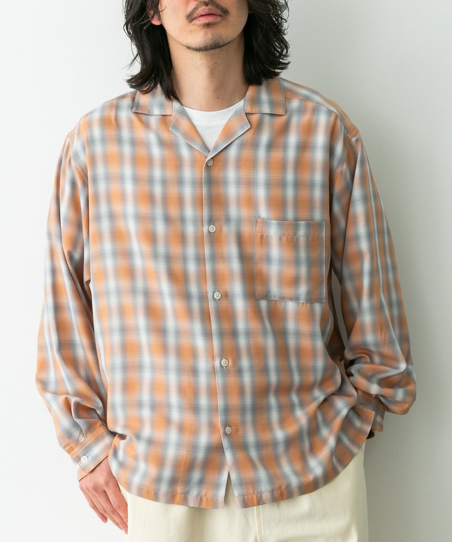 身長：180cm 体重：60kg サイズ：L