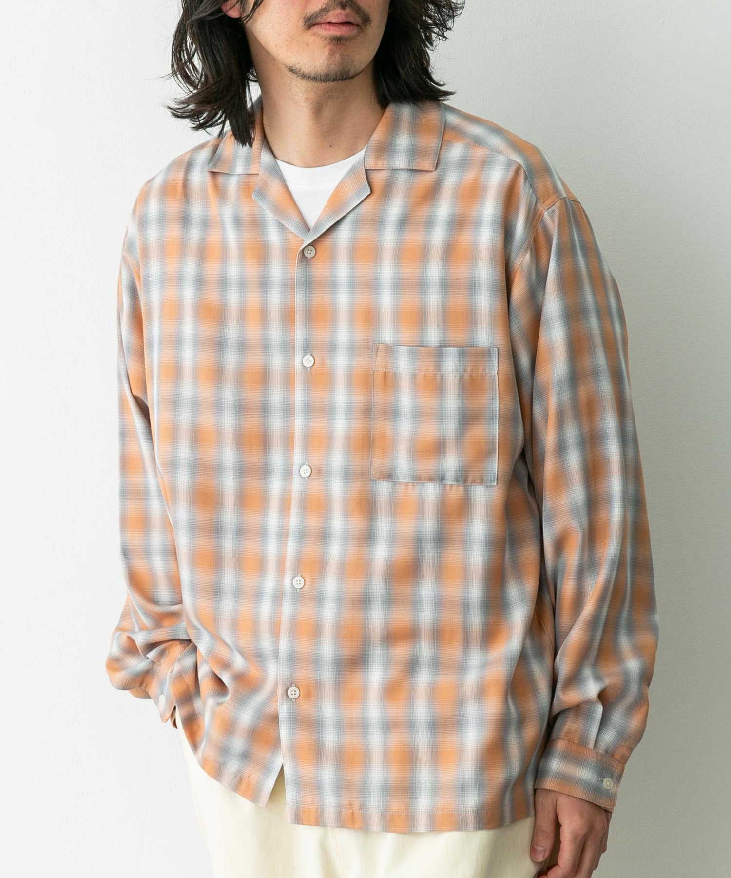 身長：180cm 体重：60kg サイズ：L