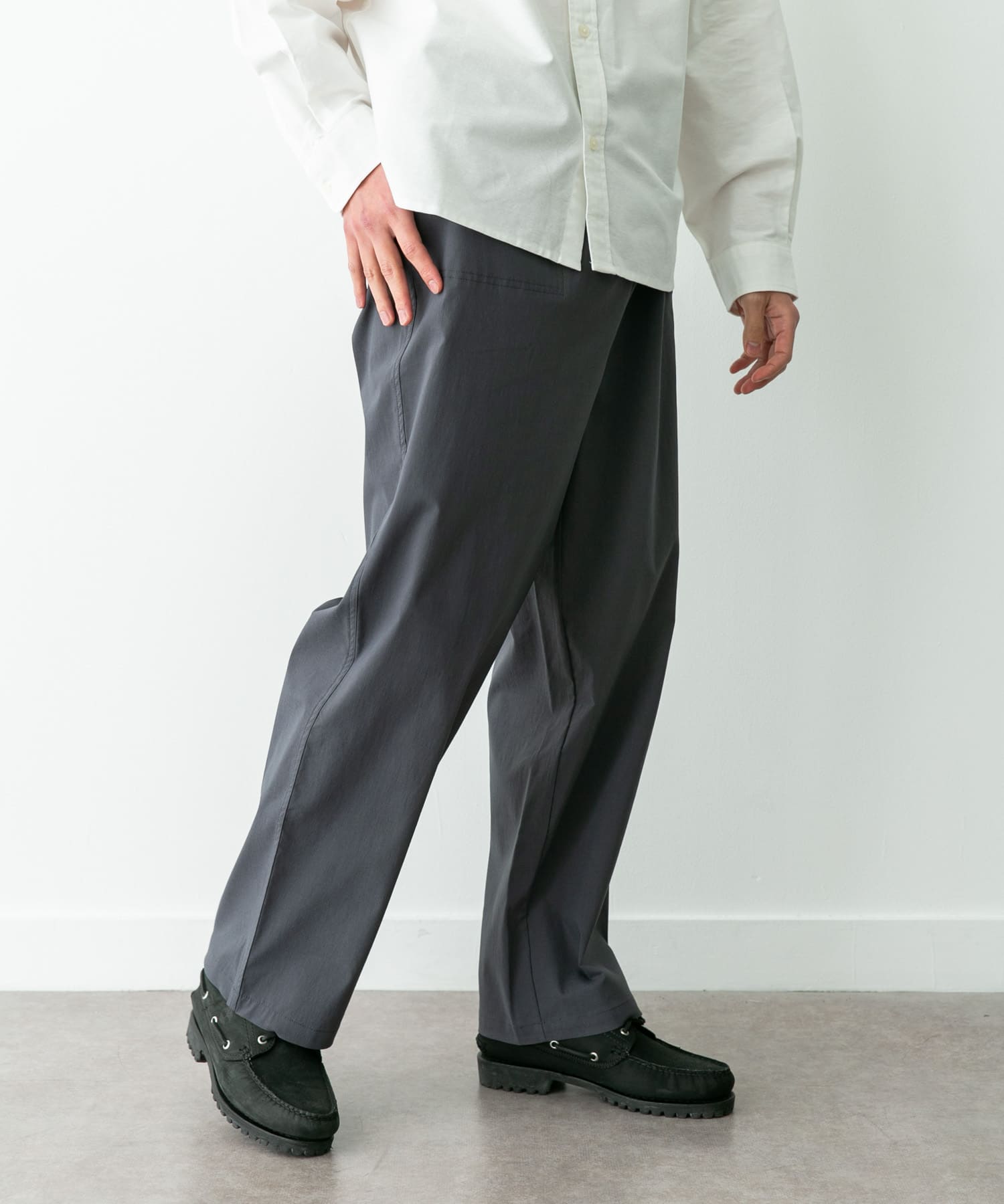 身長：180cm 体重 : 60kg サイズ：L