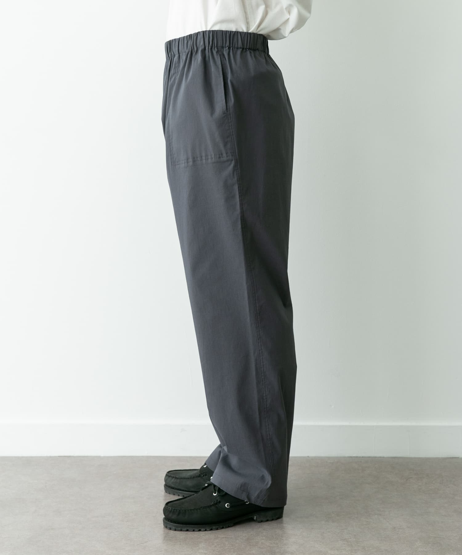 身長：180cm 体重 : 60kg サイズ：L