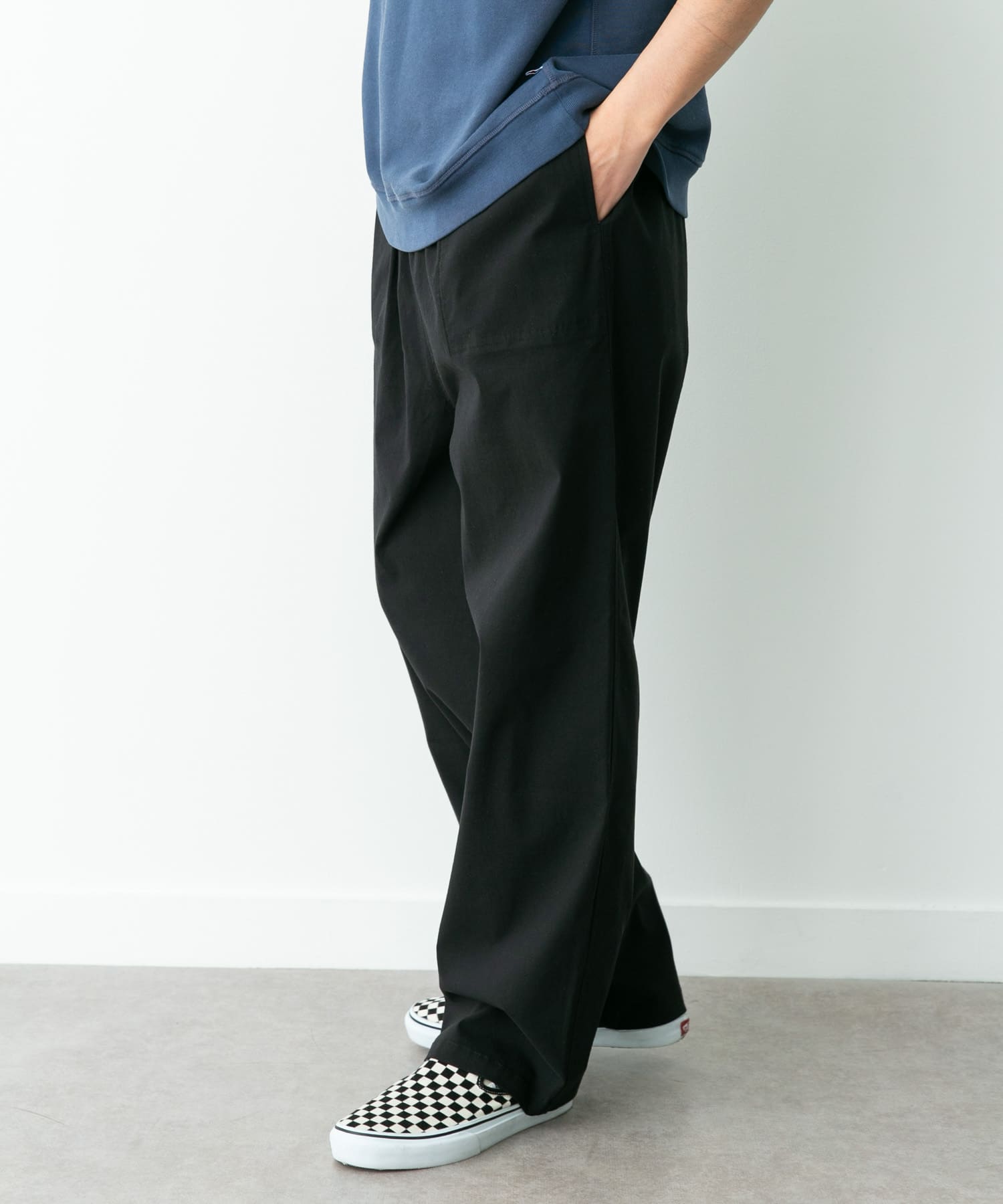 身長：180cm 体重 : 60kg サイズ：L