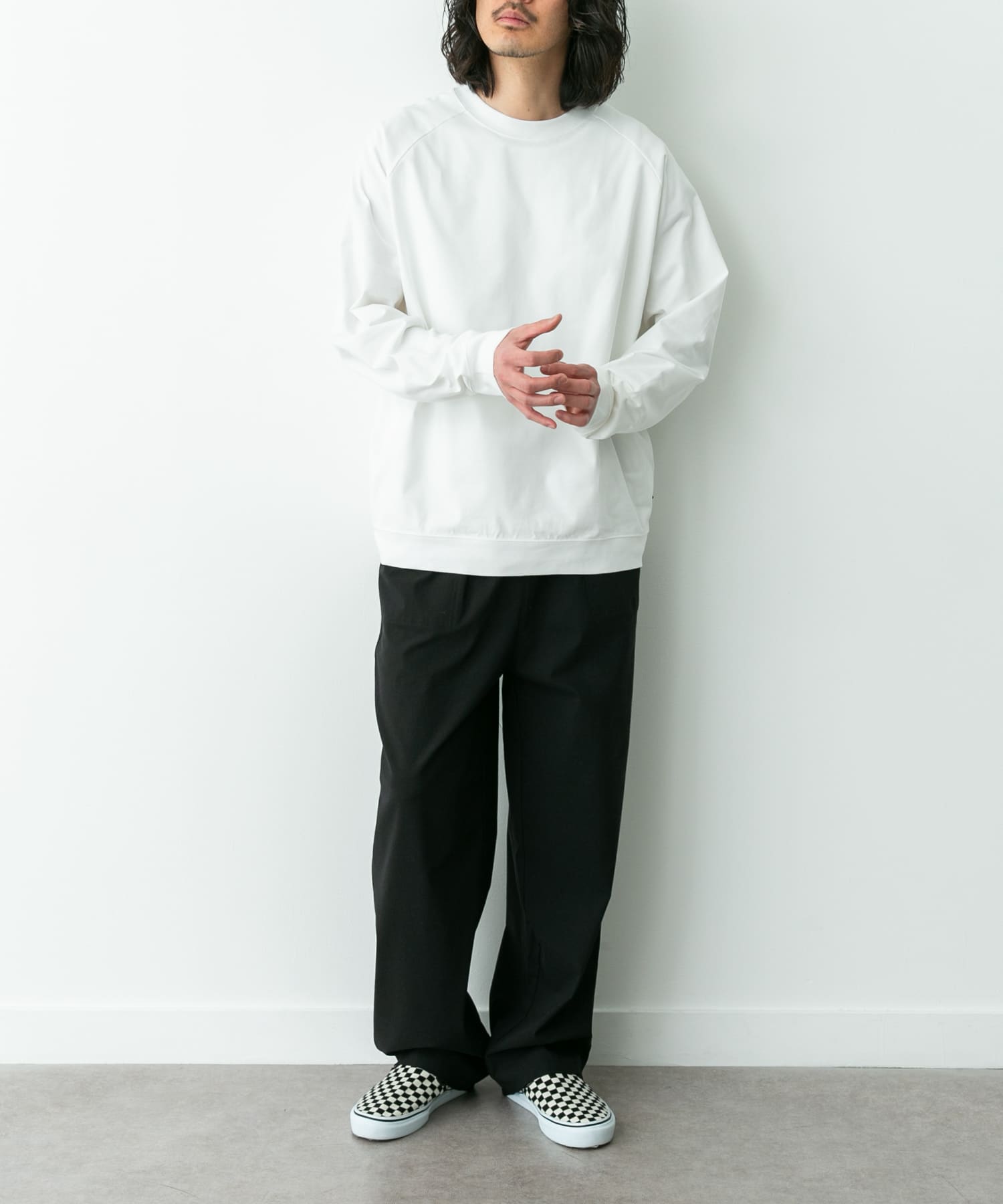 身長：180cm 体重 : 60kg サイズ：L