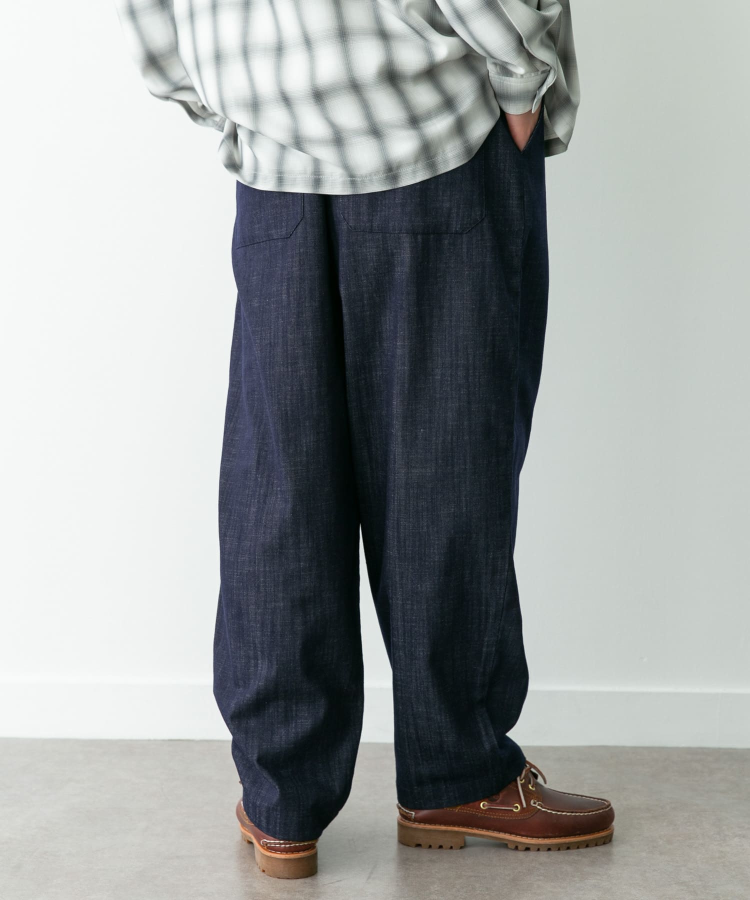 身長：180cm 体重：60kg サイズ：L