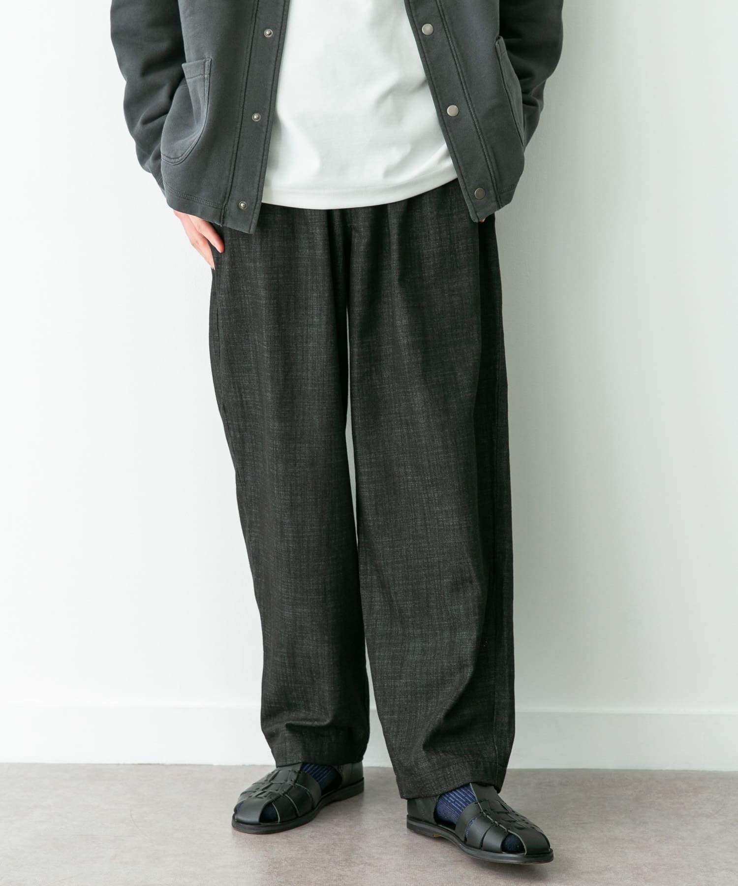 身長：180cm 体重：60kg サイズ：L