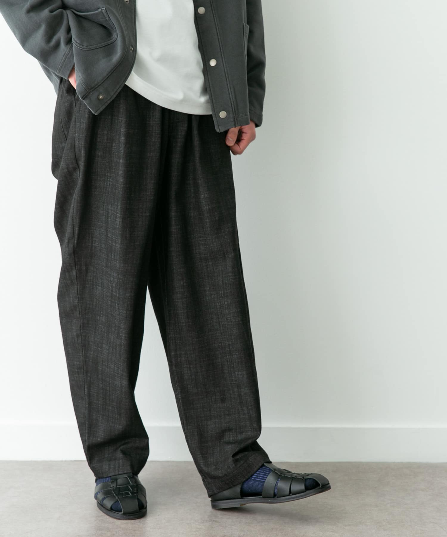 身長：180cm 体重：60kg サイズ：L