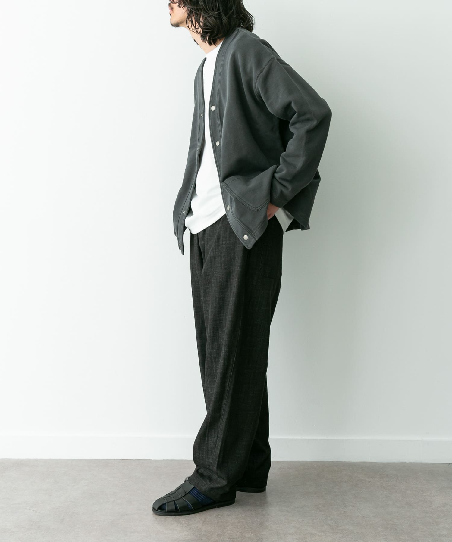 身長：180cm 体重：60kg サイズ：L