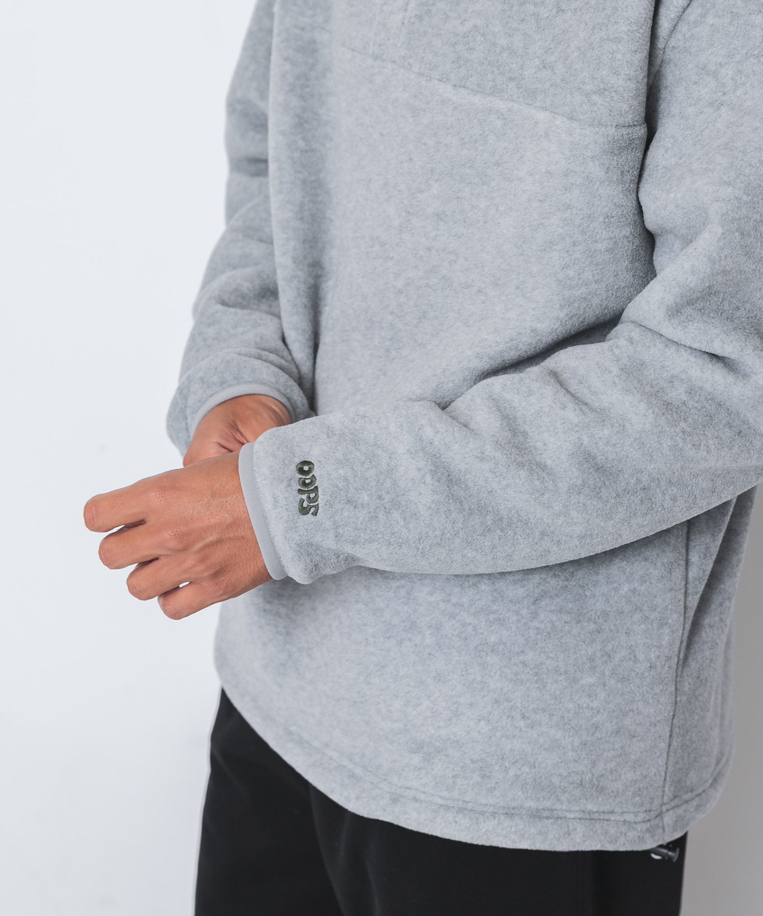 GRAY