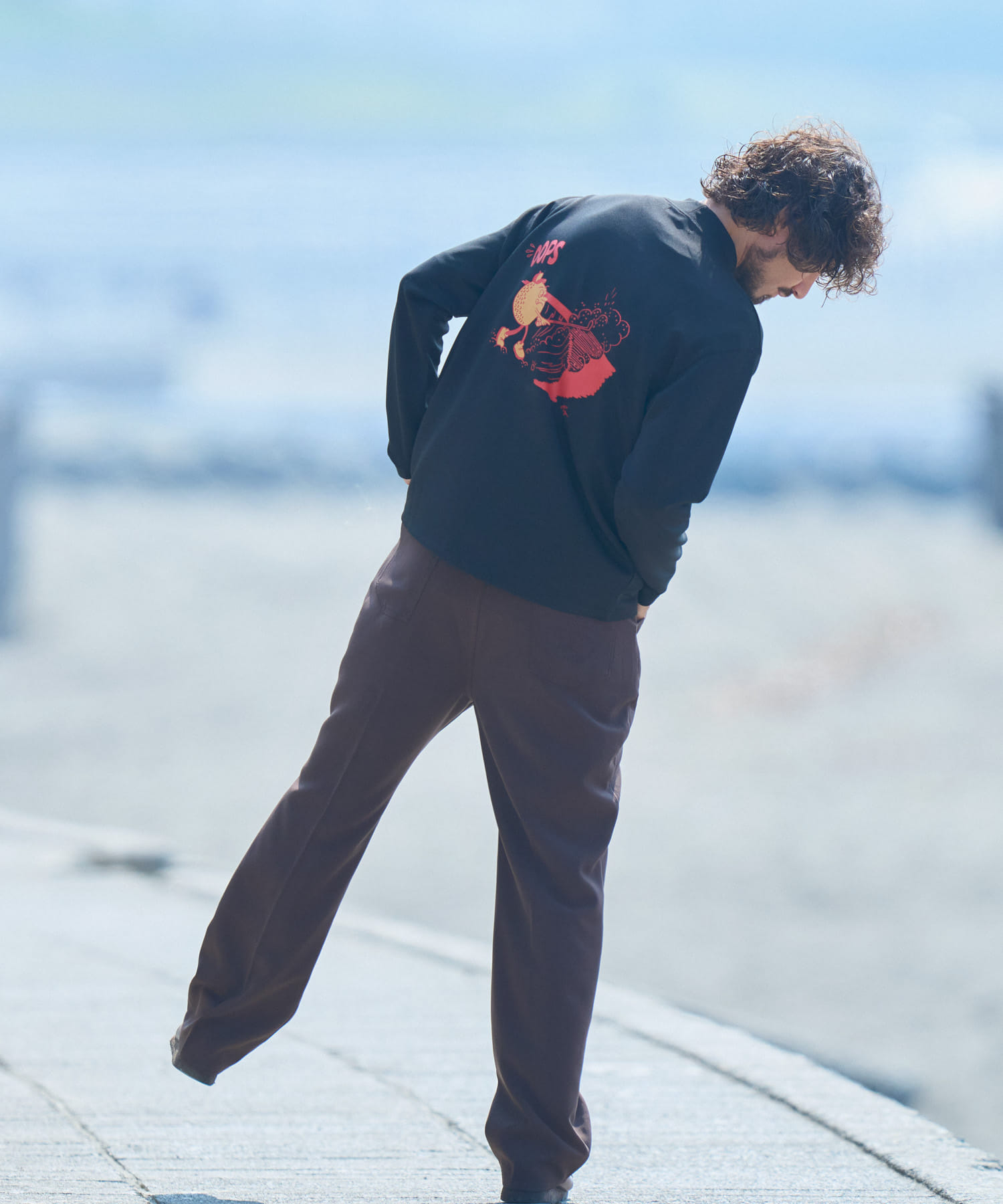 身長：181cm 体重：60kg サイズ：L