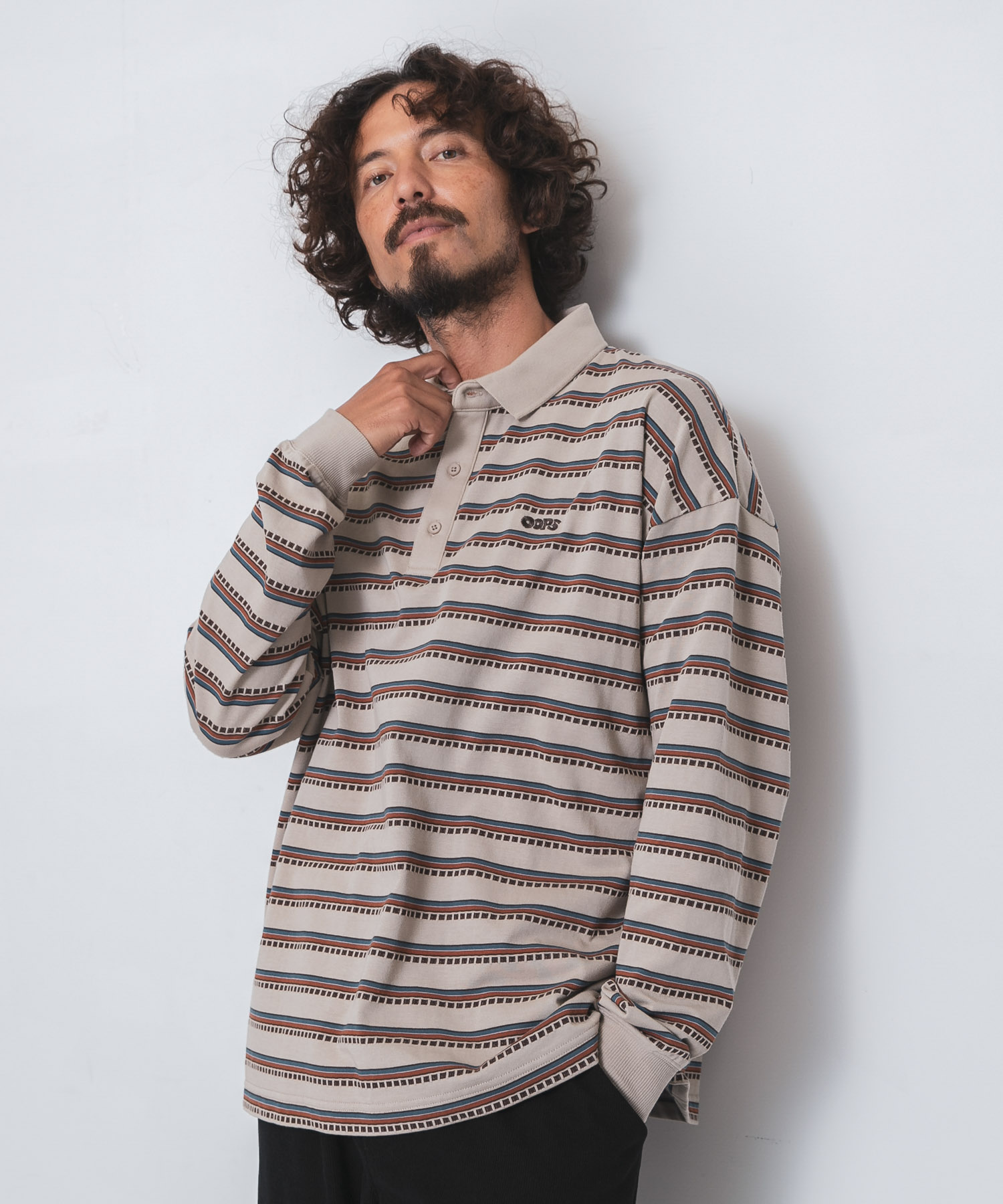 OOPS　レトロボーダーロングTシャツ