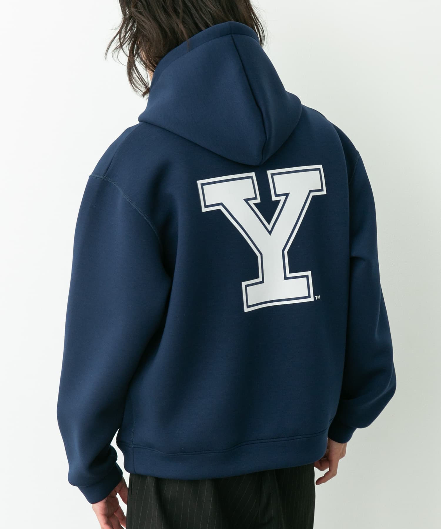 ネイビー