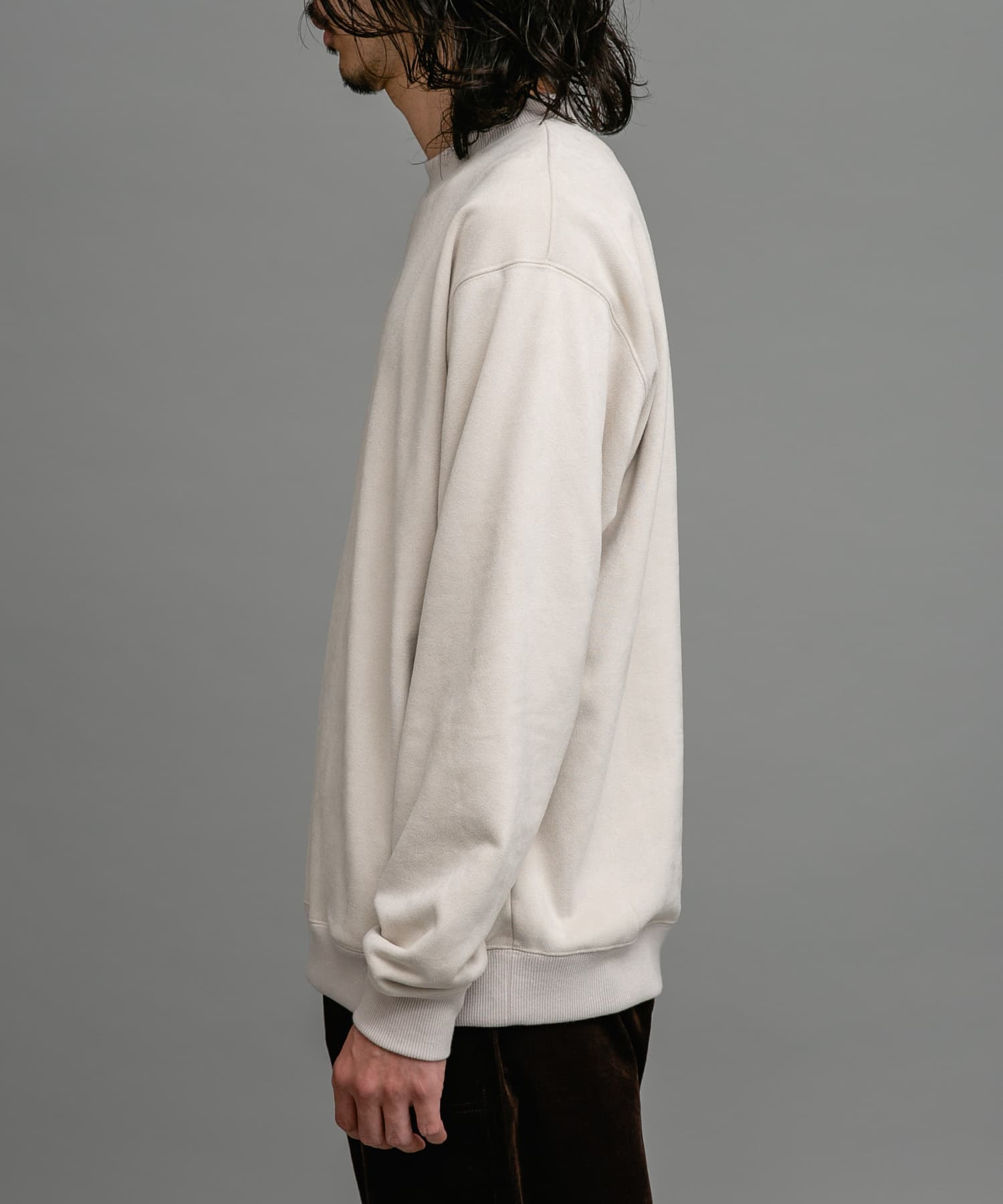 身長：180cm 体重：60kg サイズ：L