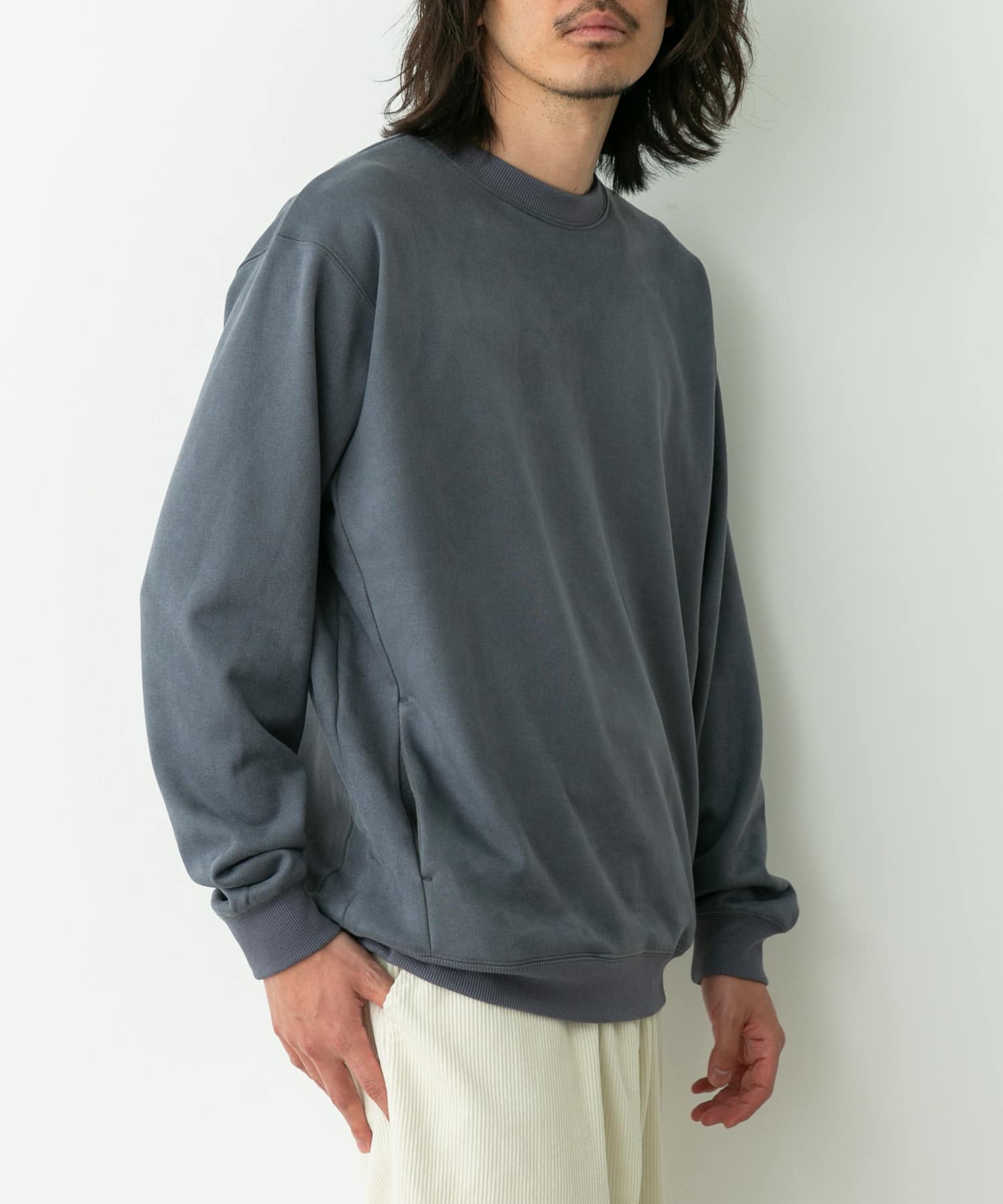 身長：180cm 体重：60kg サイズ：L