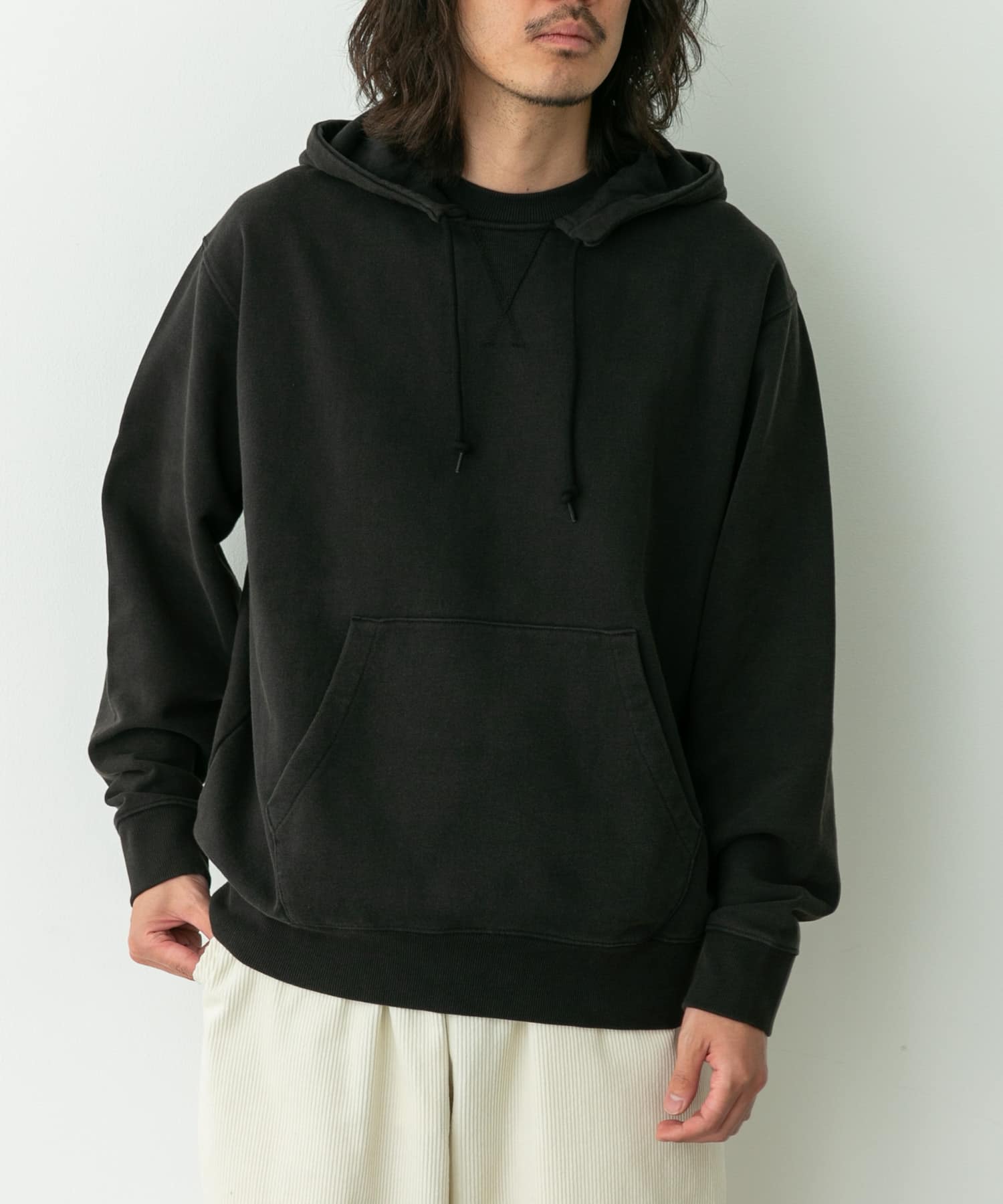 身長：180cm 体重：60kg サイズ：L