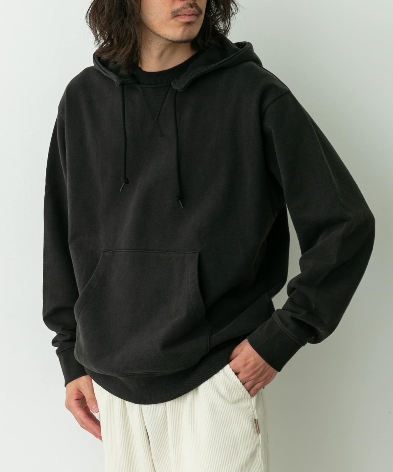 身長：180cm 体重：60kg サイズ：L