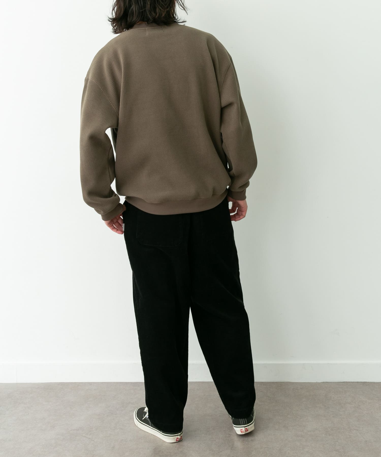 身長：180cm 体重：60kg サイズ：L