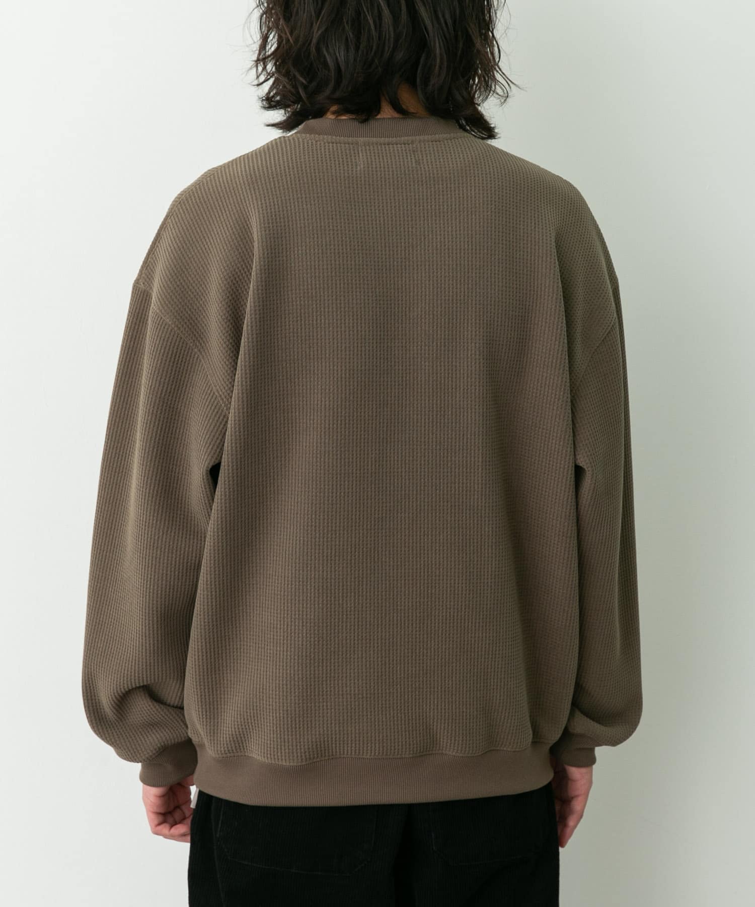 身長：180cm 体重：60kg サイズ：L