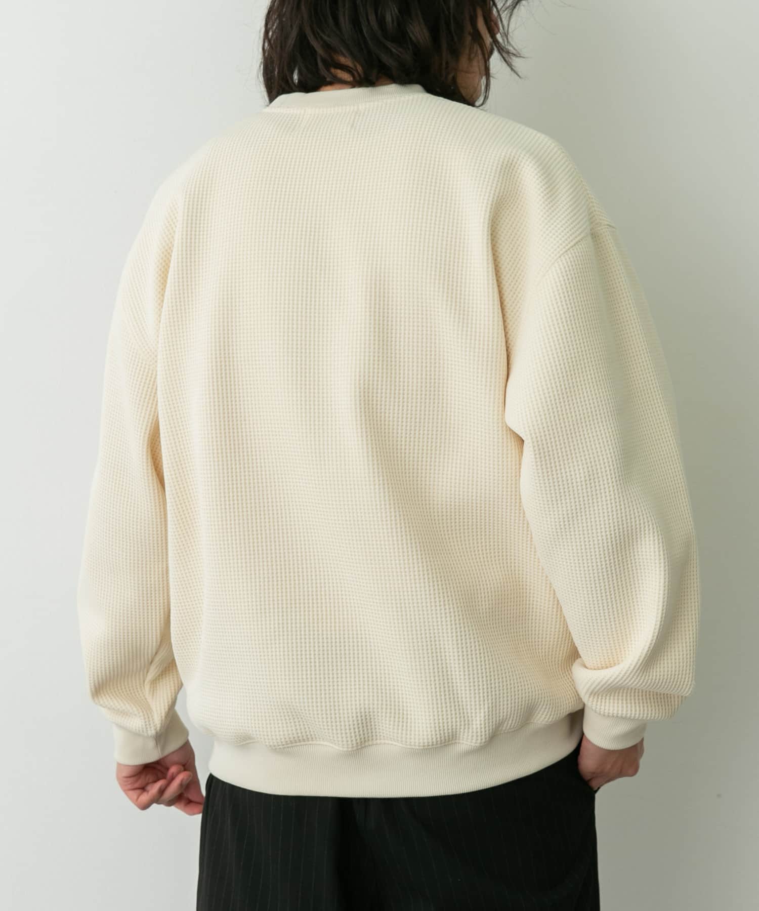 身長：180cm 体重：60kg サイズ：L