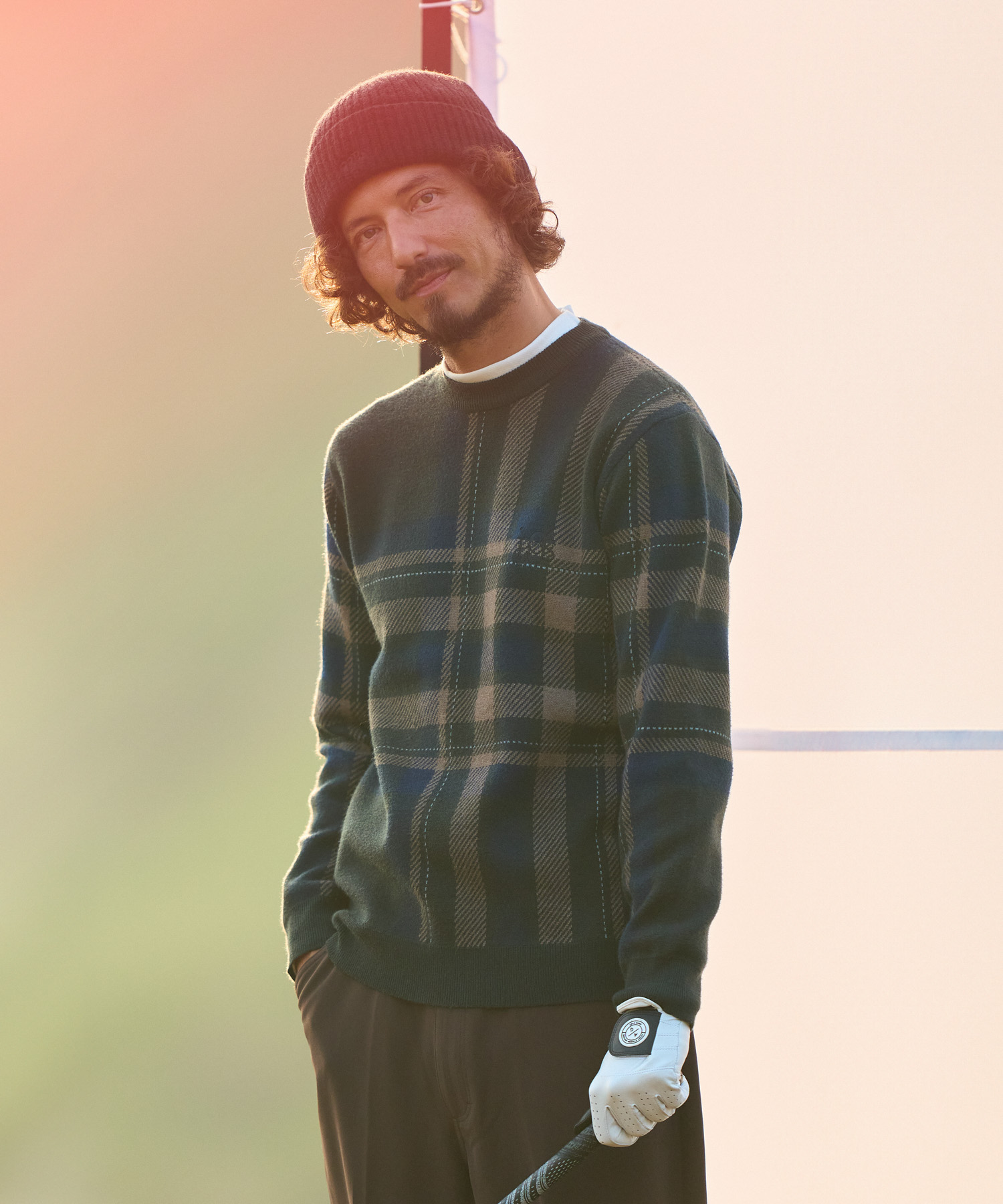 GREEN
