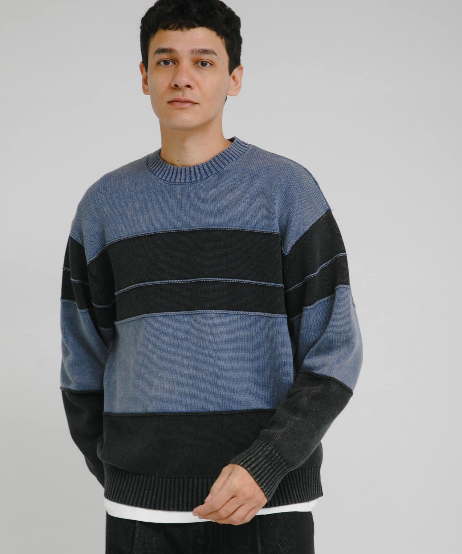 ピグメントパネルボーダーニット