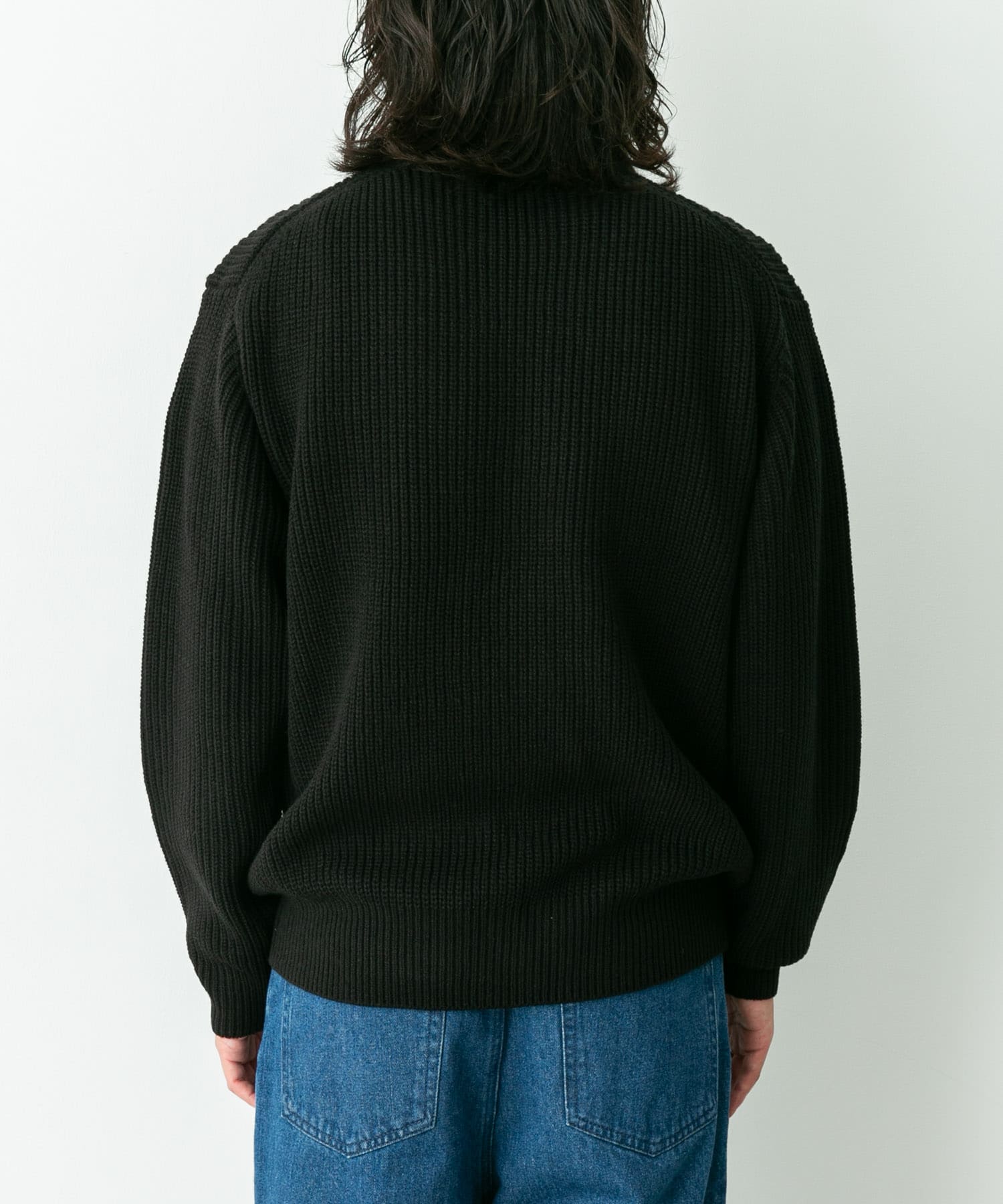 身長：180cm 体重：60kg サイズ：L