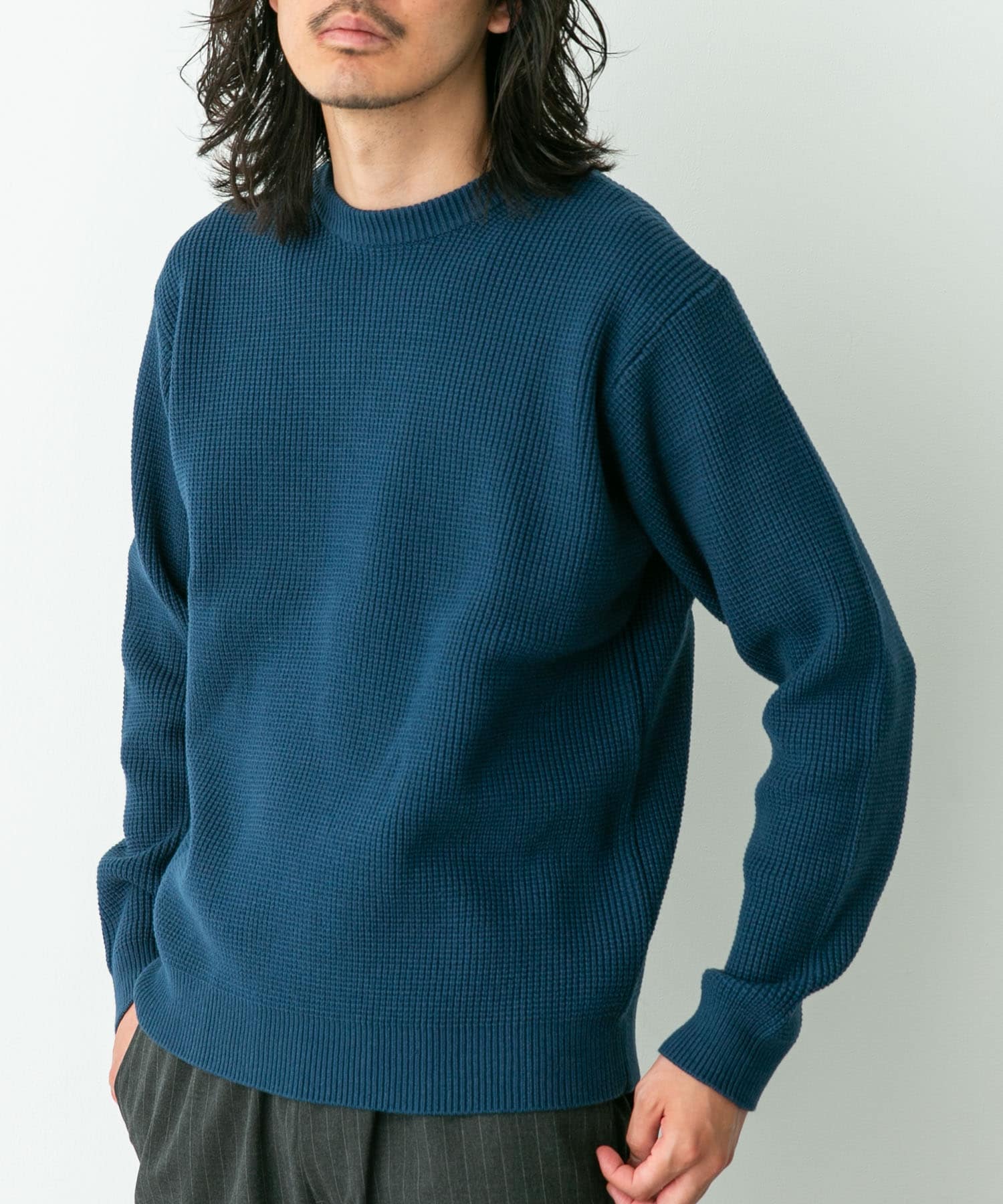 身長 : 180cm 体重 : 60kg サイズ : L