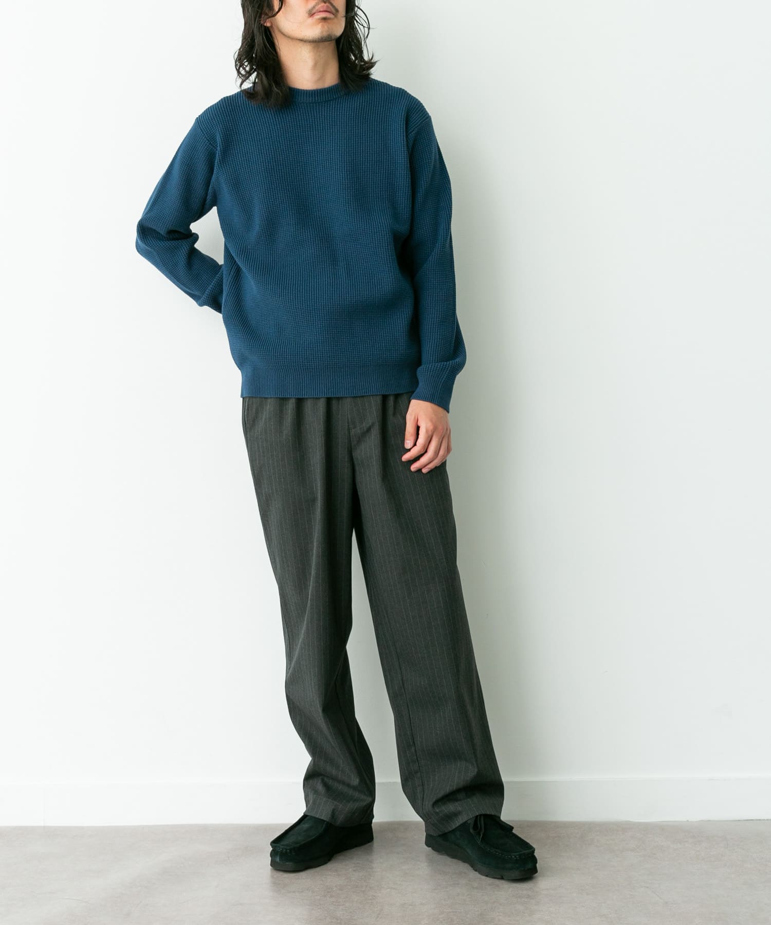 身長 : 180cm 体重 : 60kg サイズ : L