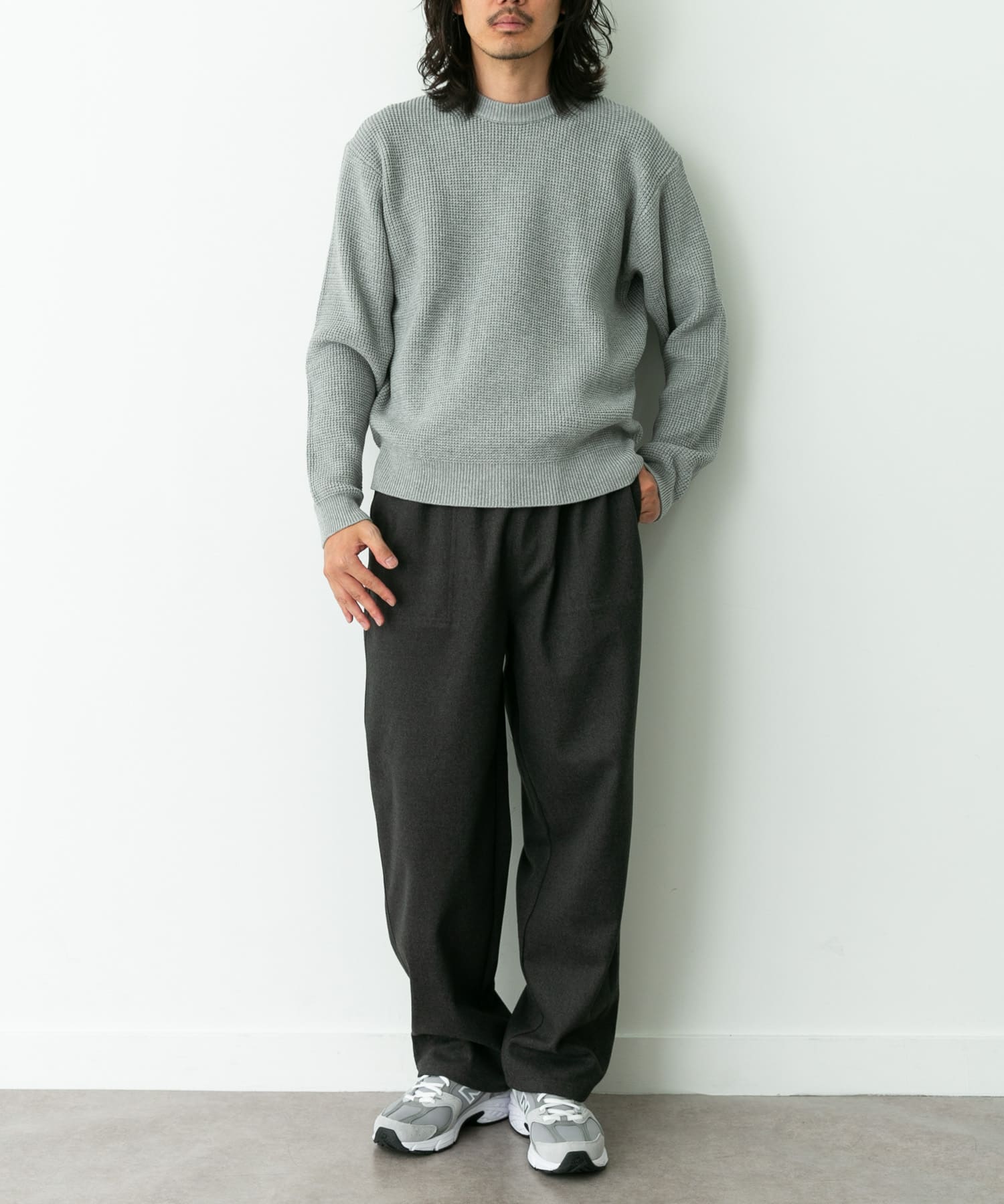 身長 : 180cm 体重 : 60kg サイズ : L