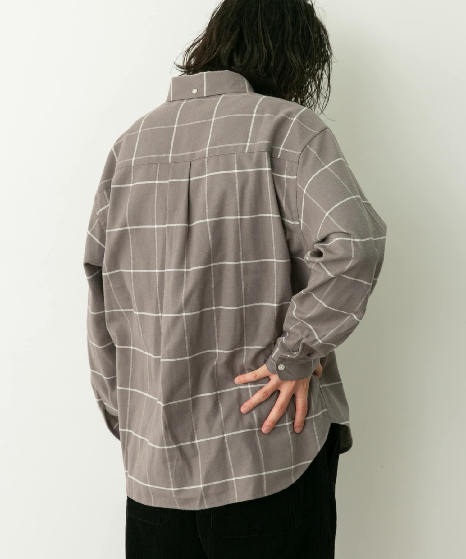 身長：180cm 体重：60kg サイズ：L