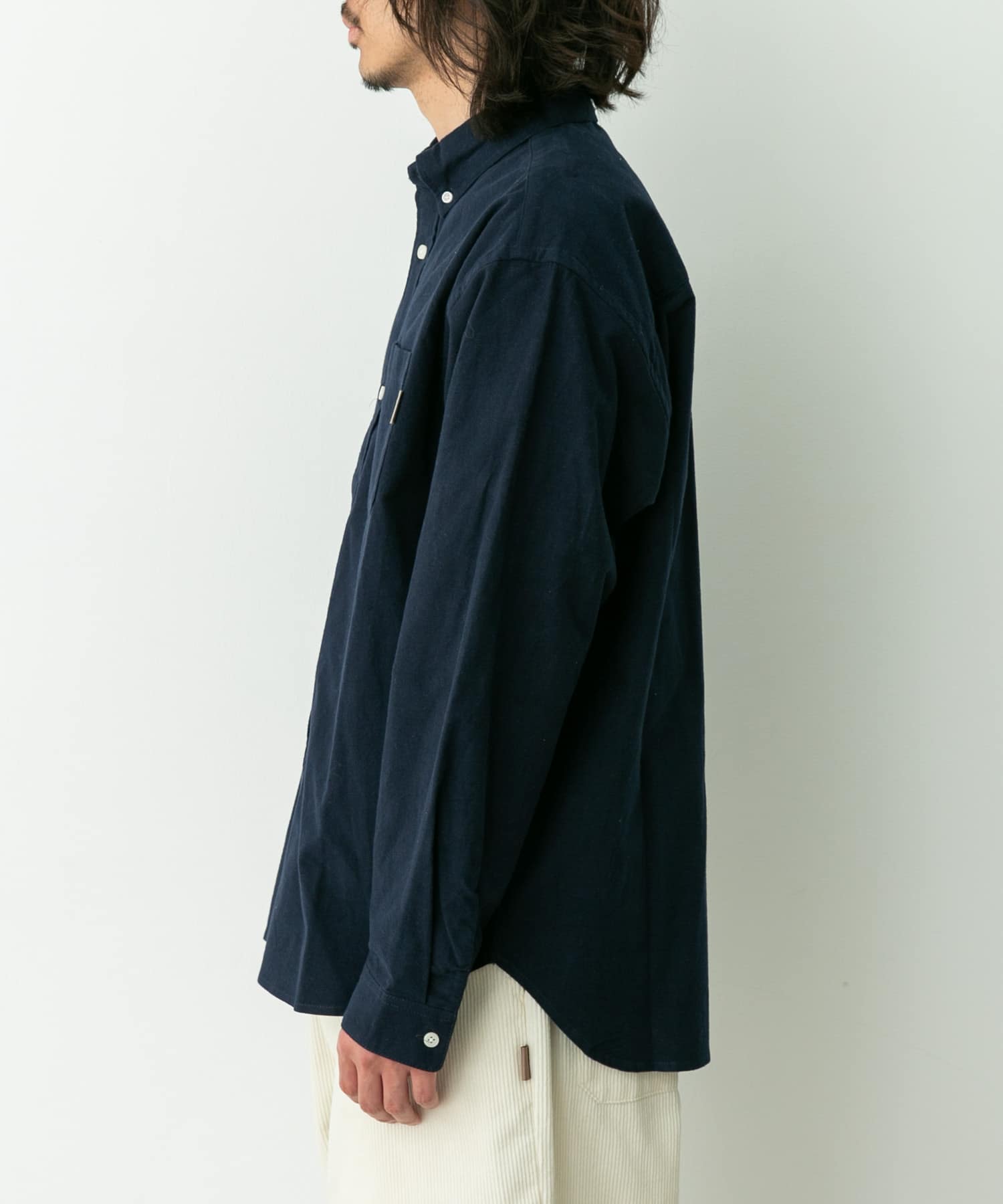 身長：180cm 体重：60kg サイズ：L