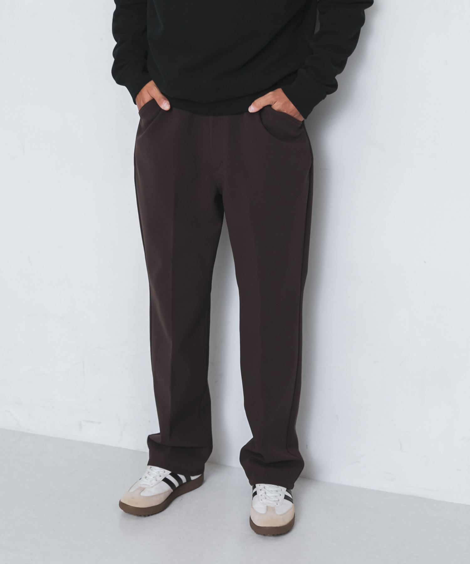 DARK BROWN