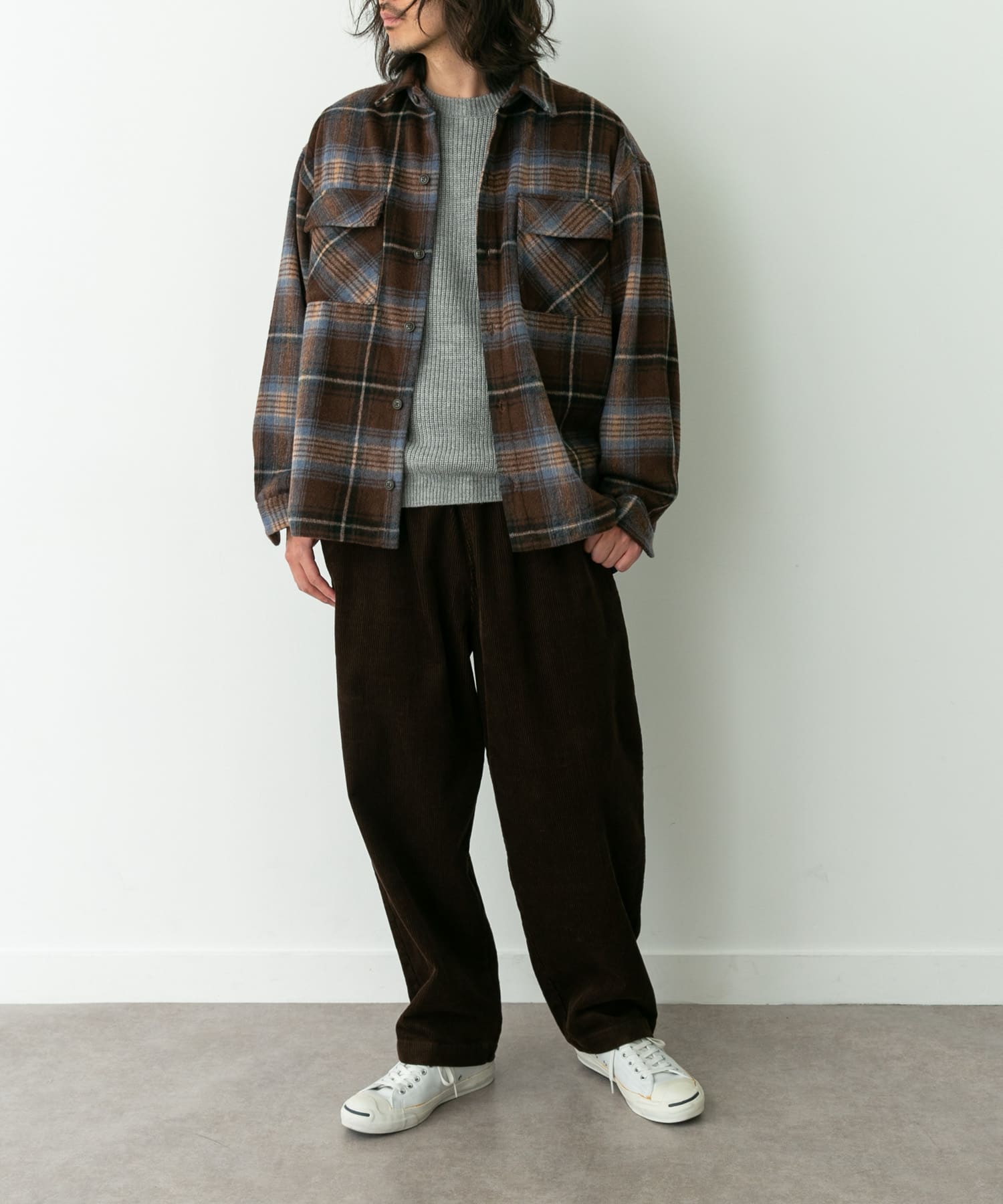 身長：180cm 体重 : 60kg サイズ：L