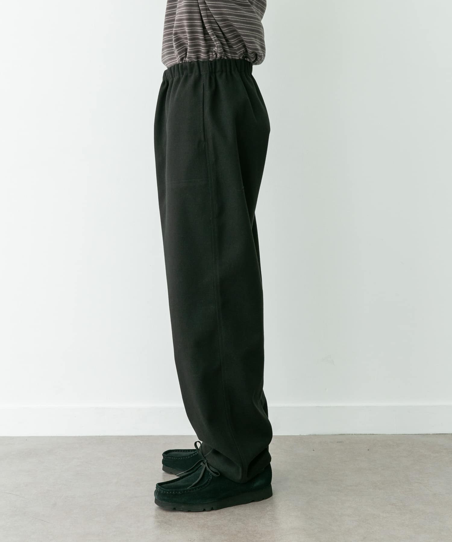 身長：180cm 体重：60kg サイズ：L