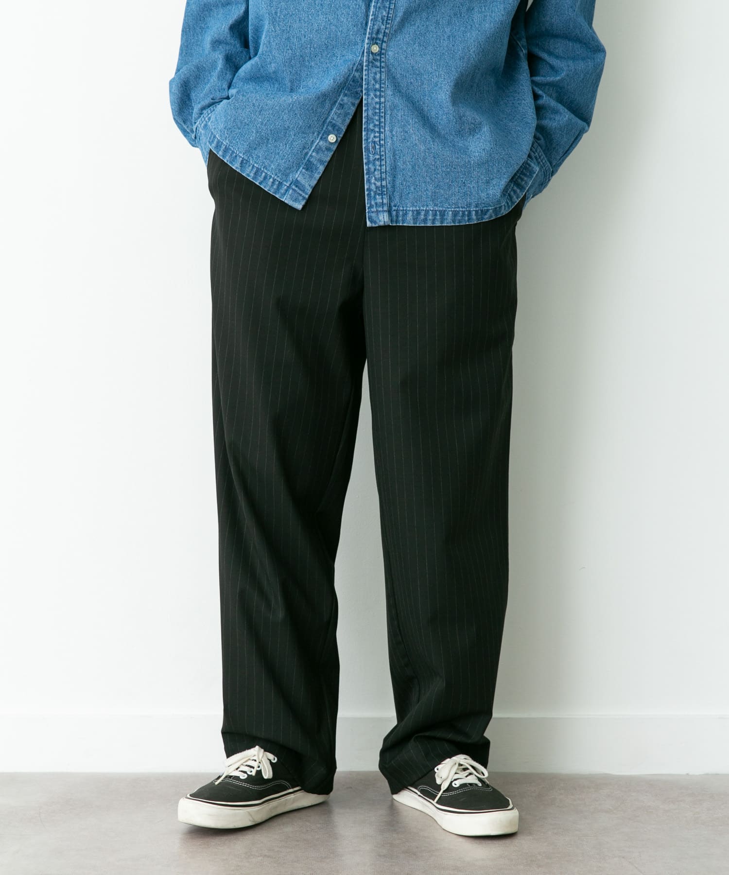 ピンストライプイージーパンツ