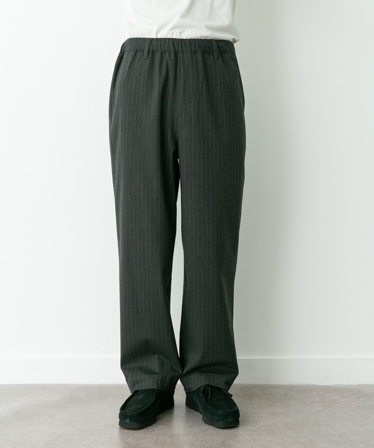 身長 : 180cm 体重 : 60kg サイズ : L