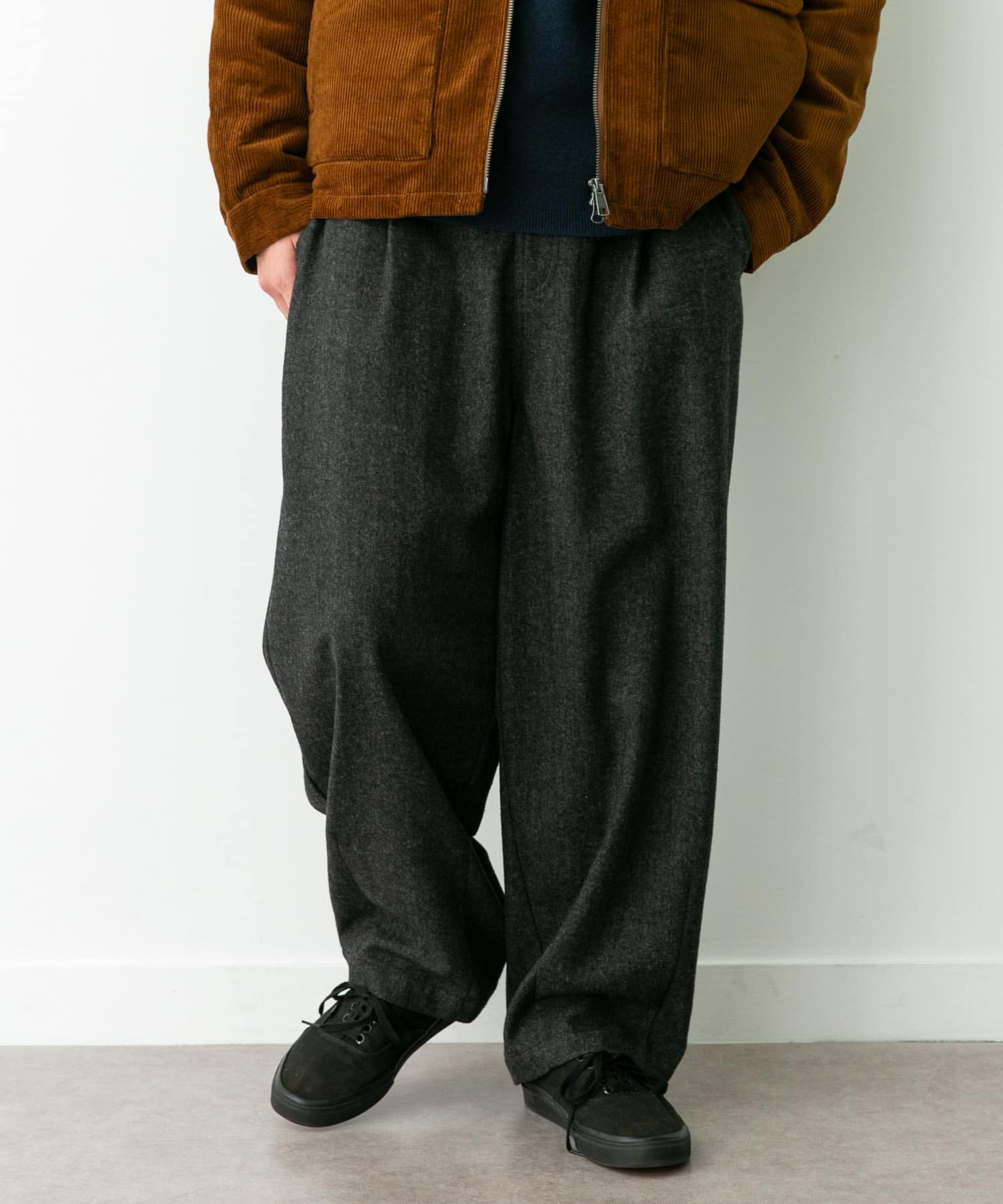 身長：180cm 体重：60kg サイズ：L