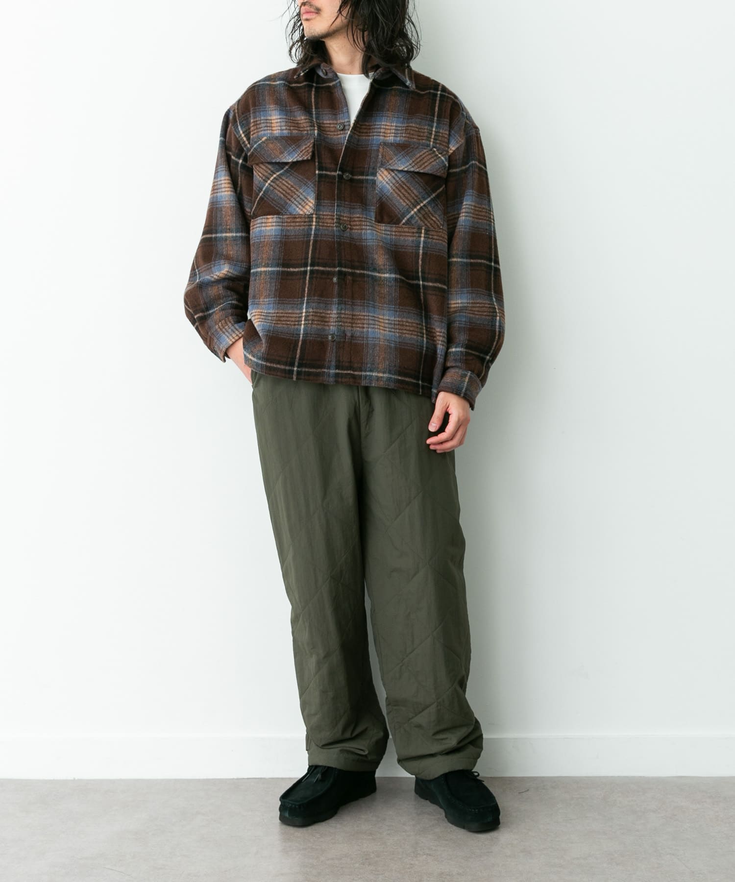 身長：180cm 体重 : 60kg サイズ：L