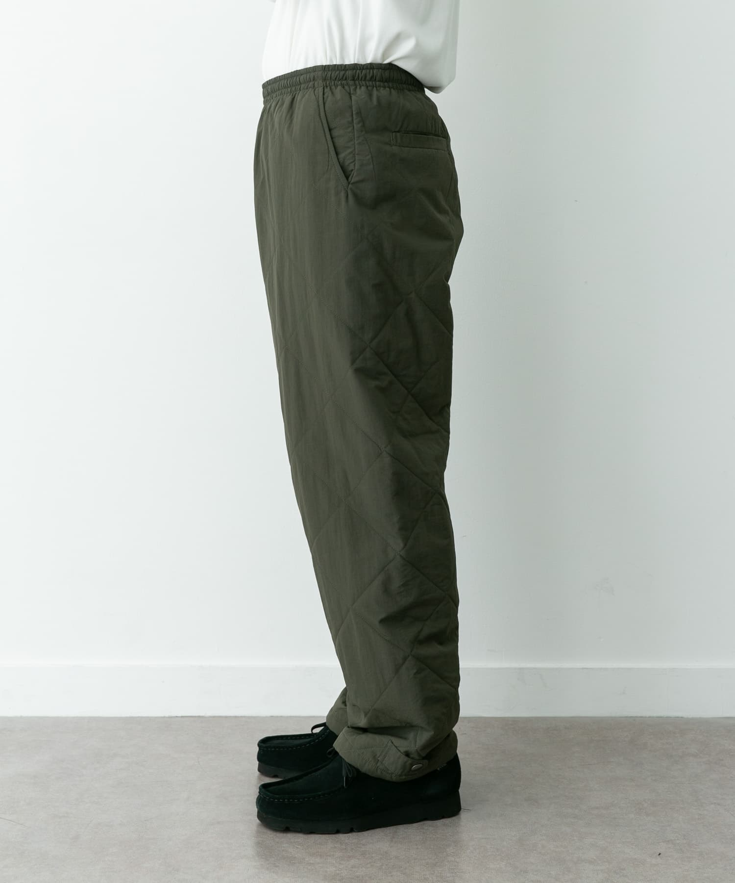 身長：180cm 体重 : 60kg サイズ：L