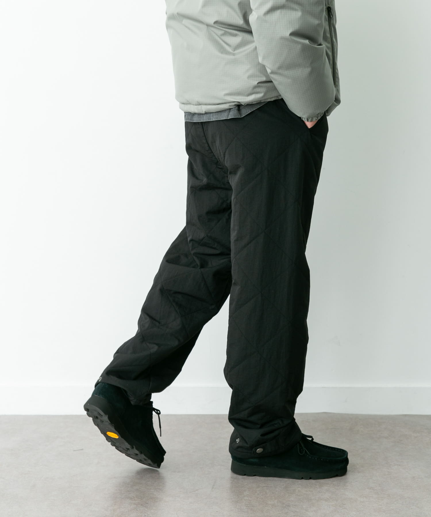 身長：180cm 体重 : 60kg サイズ：L