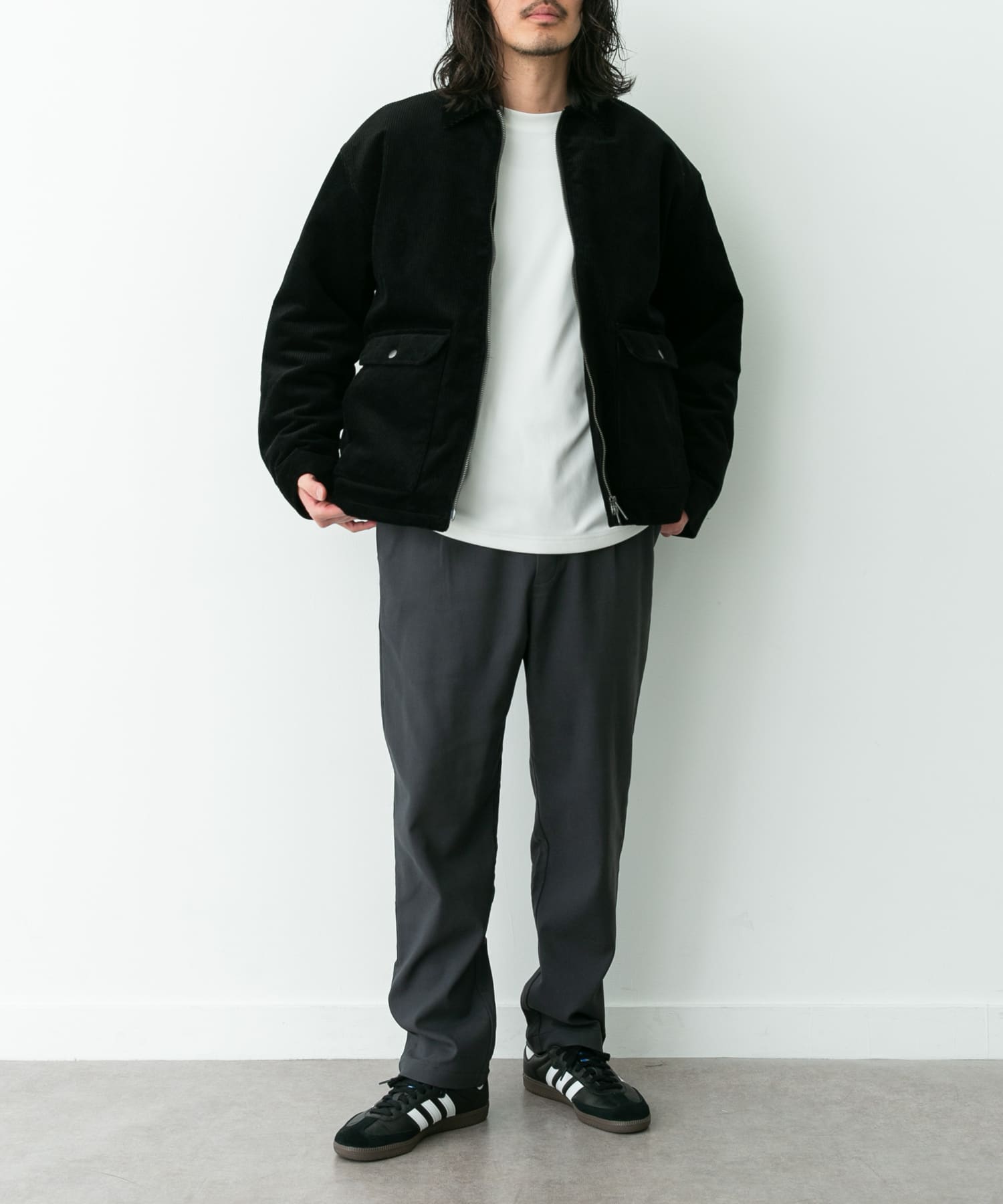 身長：180cm 体重 : 60kg サイズ：L