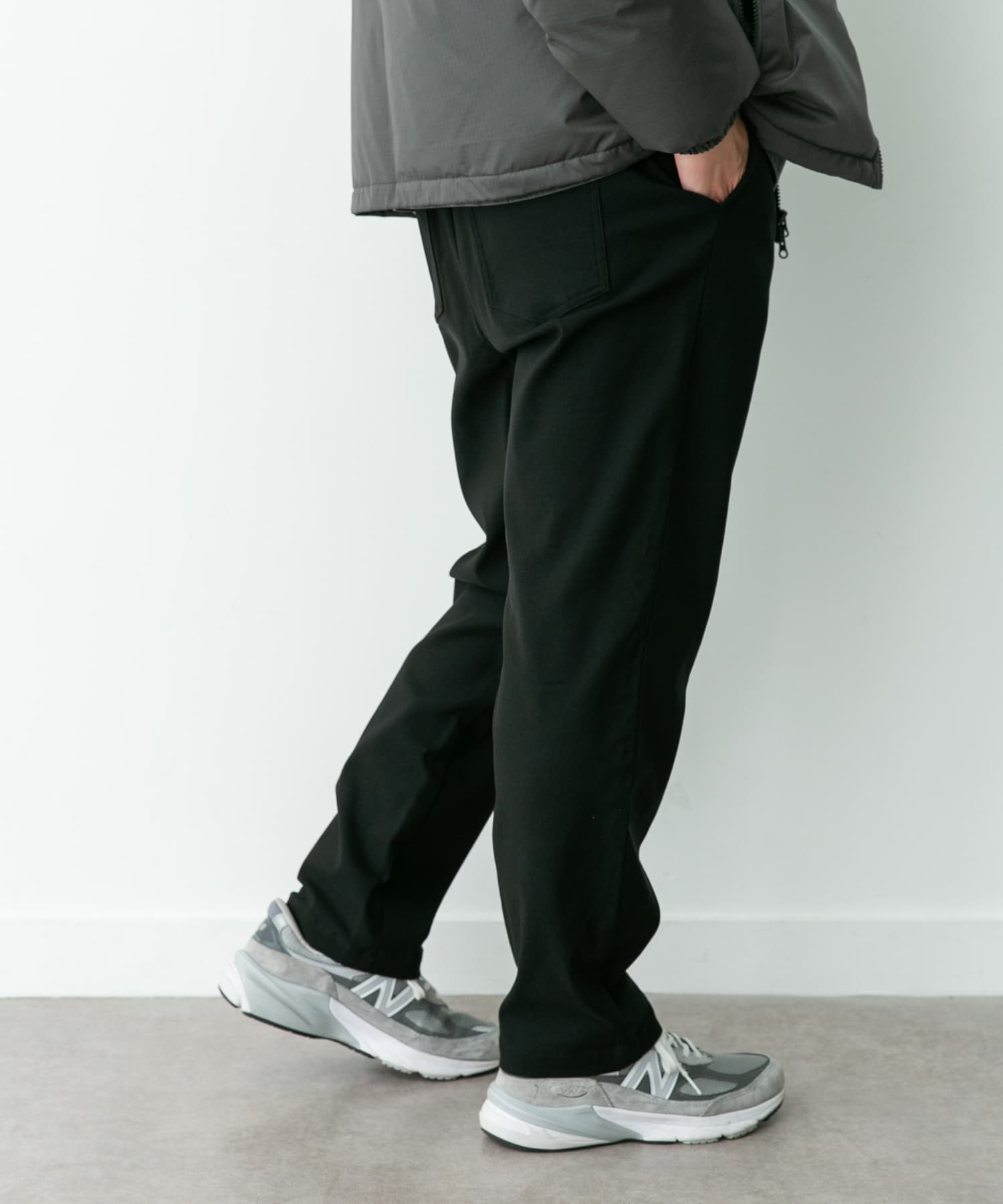 身長：180cm 体重 : 60kg サイズ：L