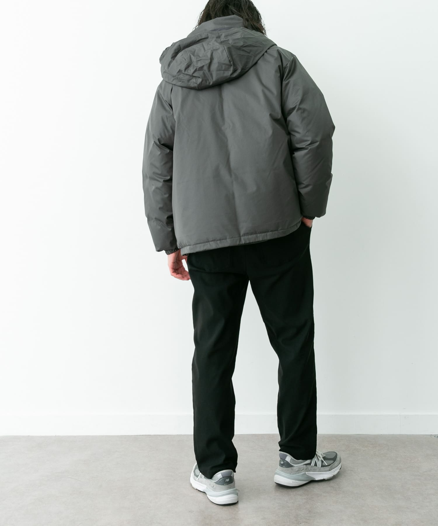 身長：180cm 体重 : 60kg サイズ：L