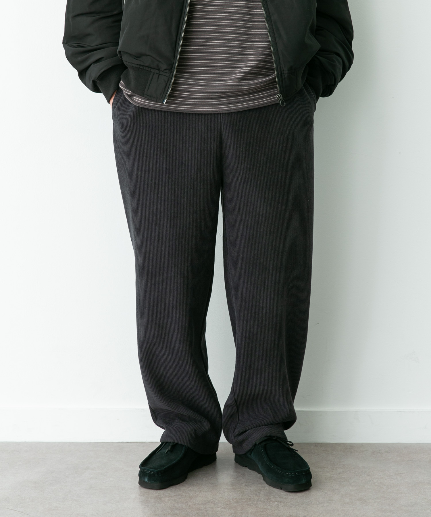 身長：180cm 体重 : 60kg サイズ：L