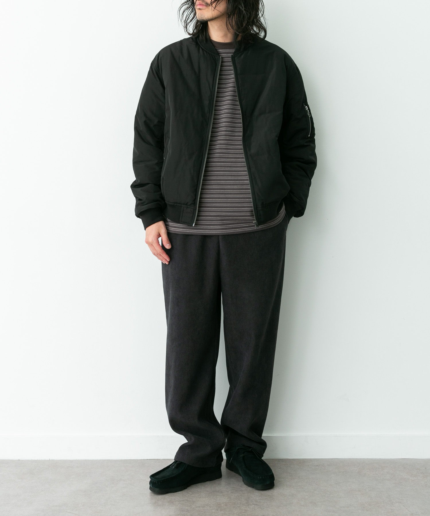 身長：180cm 体重 : 60kg サイズ：L