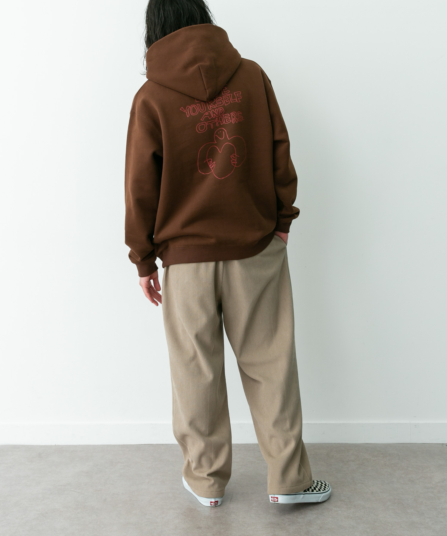 身長：180cm 体重 : 60kg サイズ：L