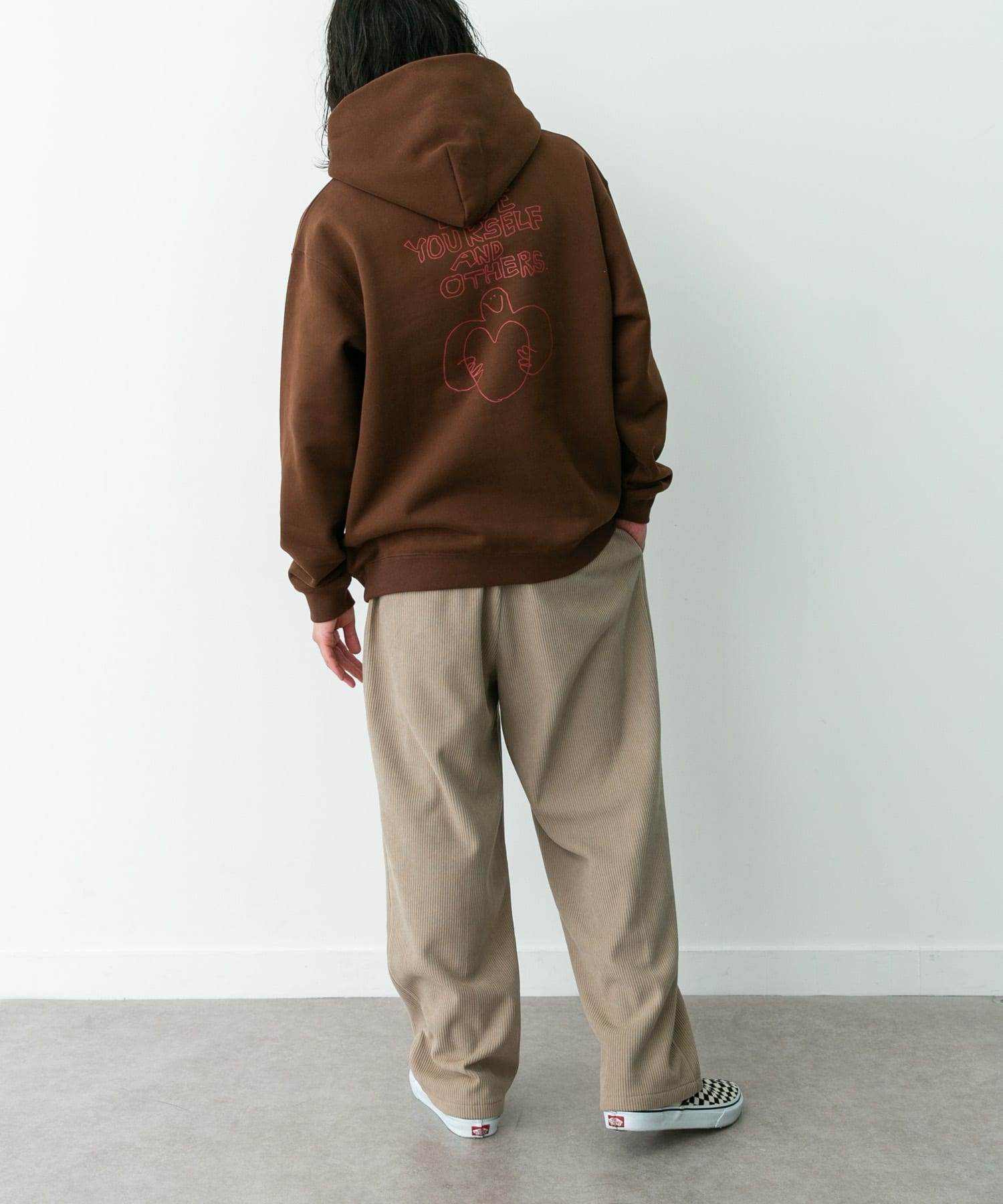 身長：180cm 体重 : 60kg サイズ：L